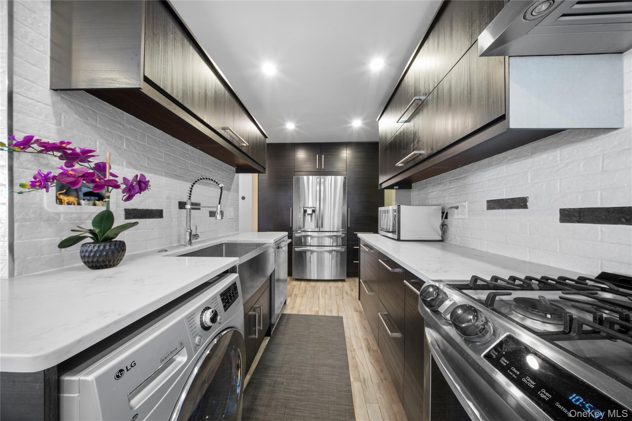 1865 211 th Street # 5E, Bayside, NY 11360