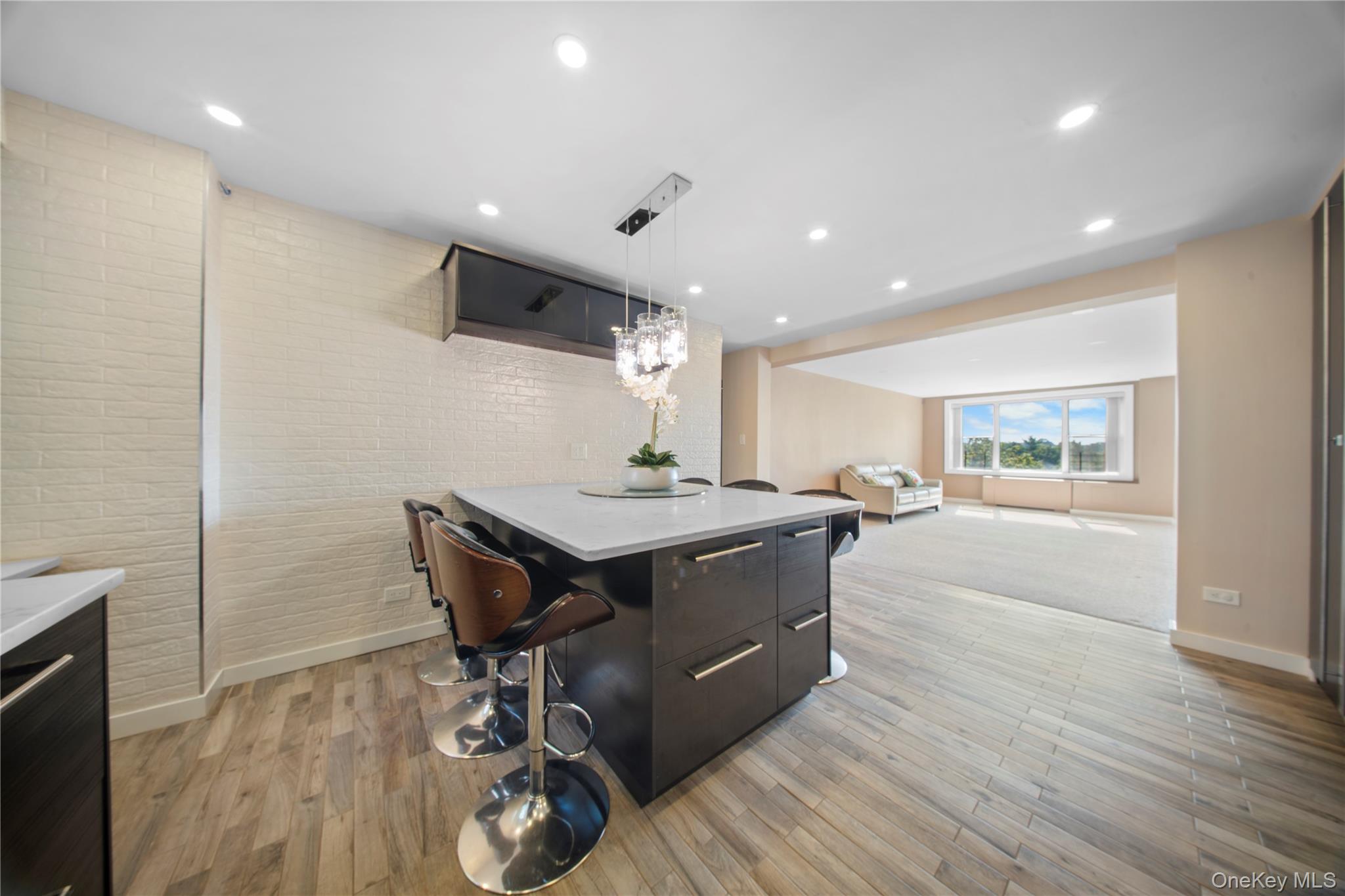 1865 211 th Street # 5E, Bayside, NY 11360