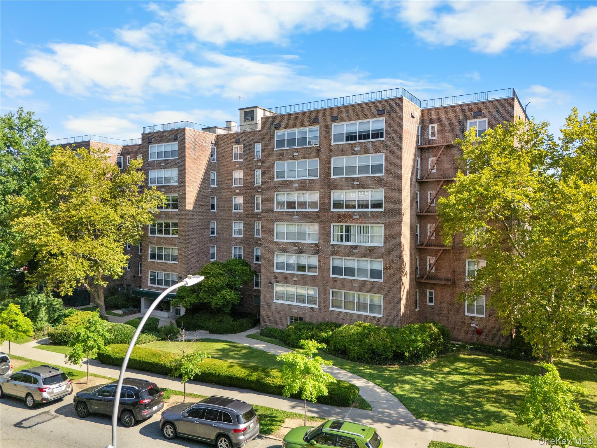 1865 211 th Street # 5E, Bayside, NY 11360