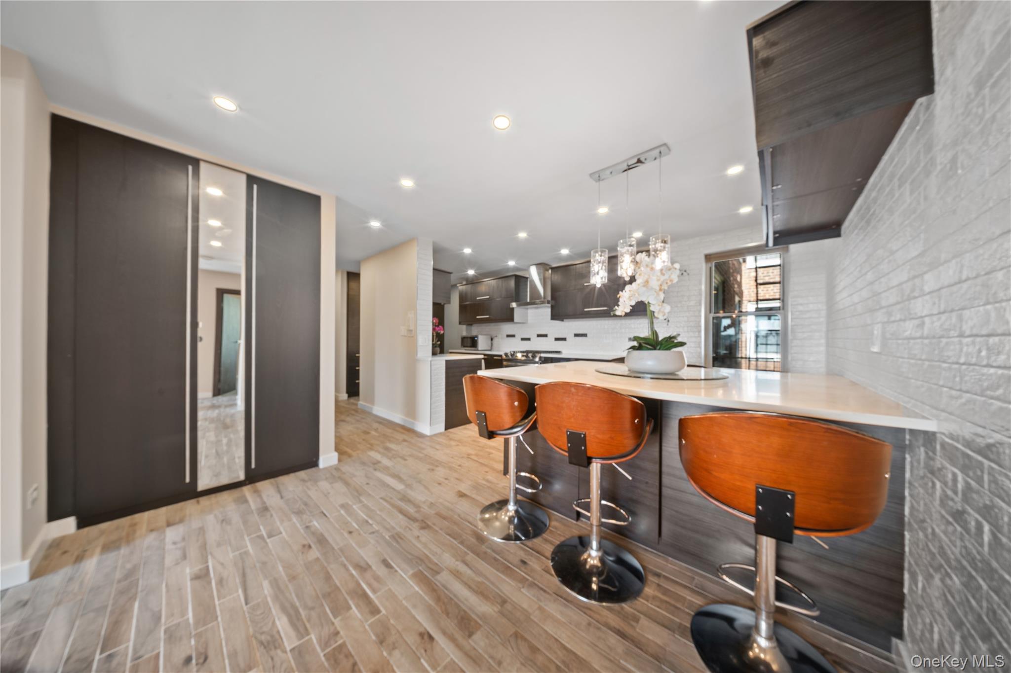 1865 211 th Street # 5E, Bayside, NY 11360