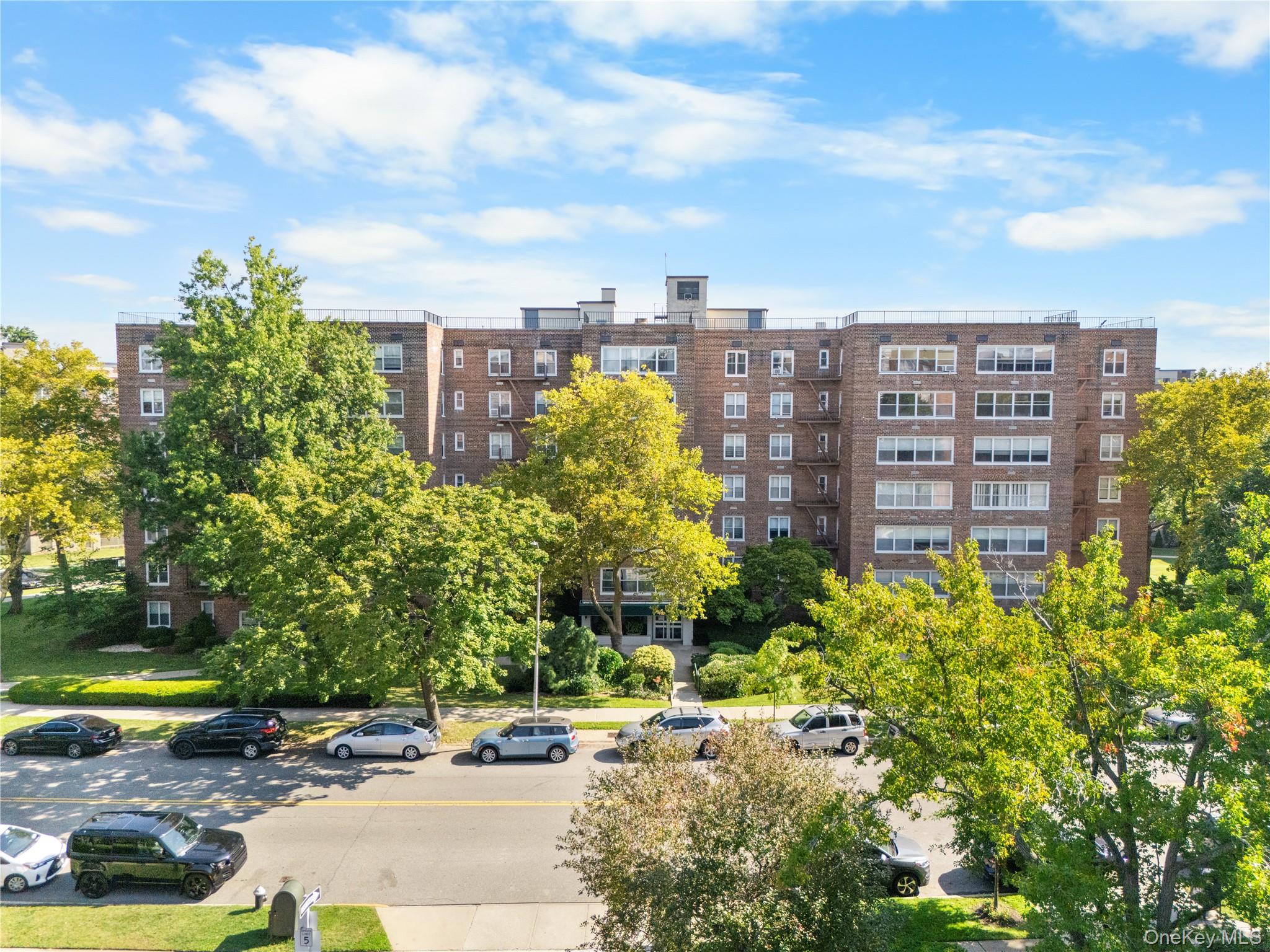 1865 211 th Street # 5E, Bayside, NY 11360