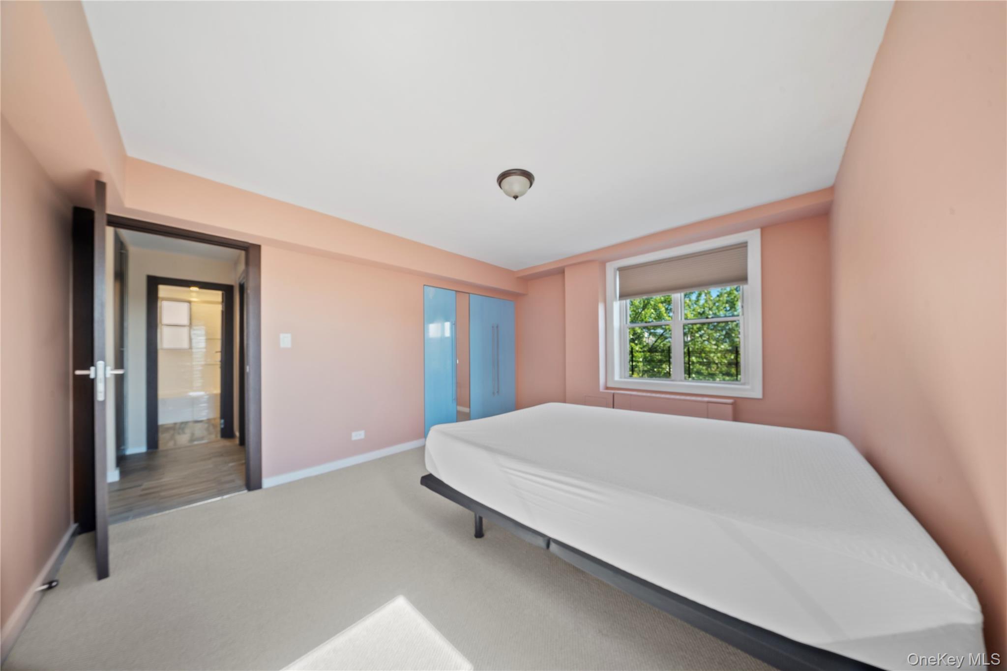 1865 211 th Street # 5E, Bayside, NY 11360