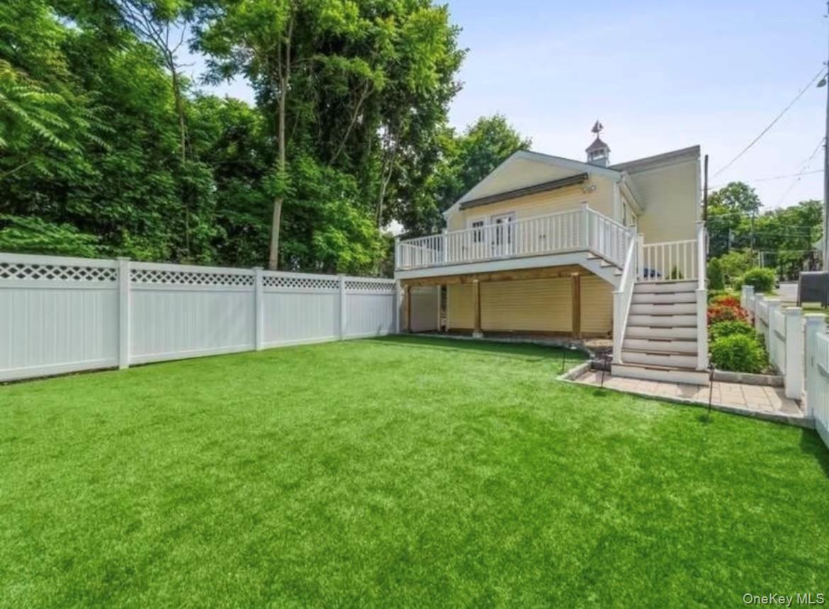 98 Albany Street, Poughkeepsie, NY 12601