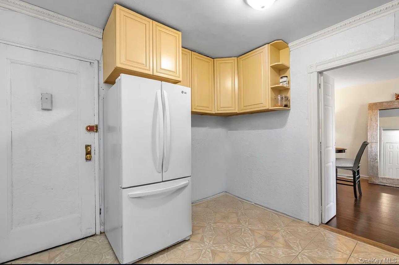 150-10 71st Avenue # 5H, Kew Garden Hills, NY 11367