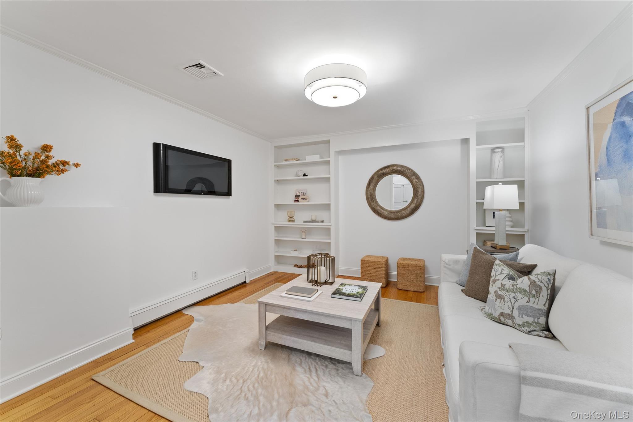 2 Locust Lane, Bronxville, NY 10708