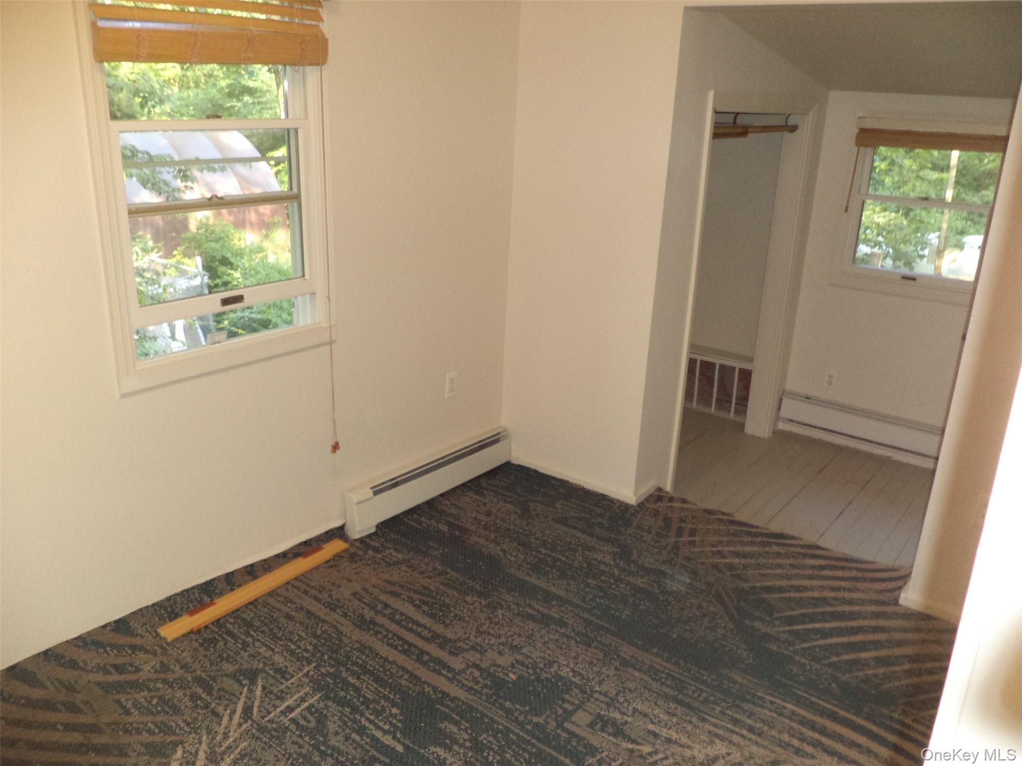 20 Oakwood Trail N, Monroe, NY 10950