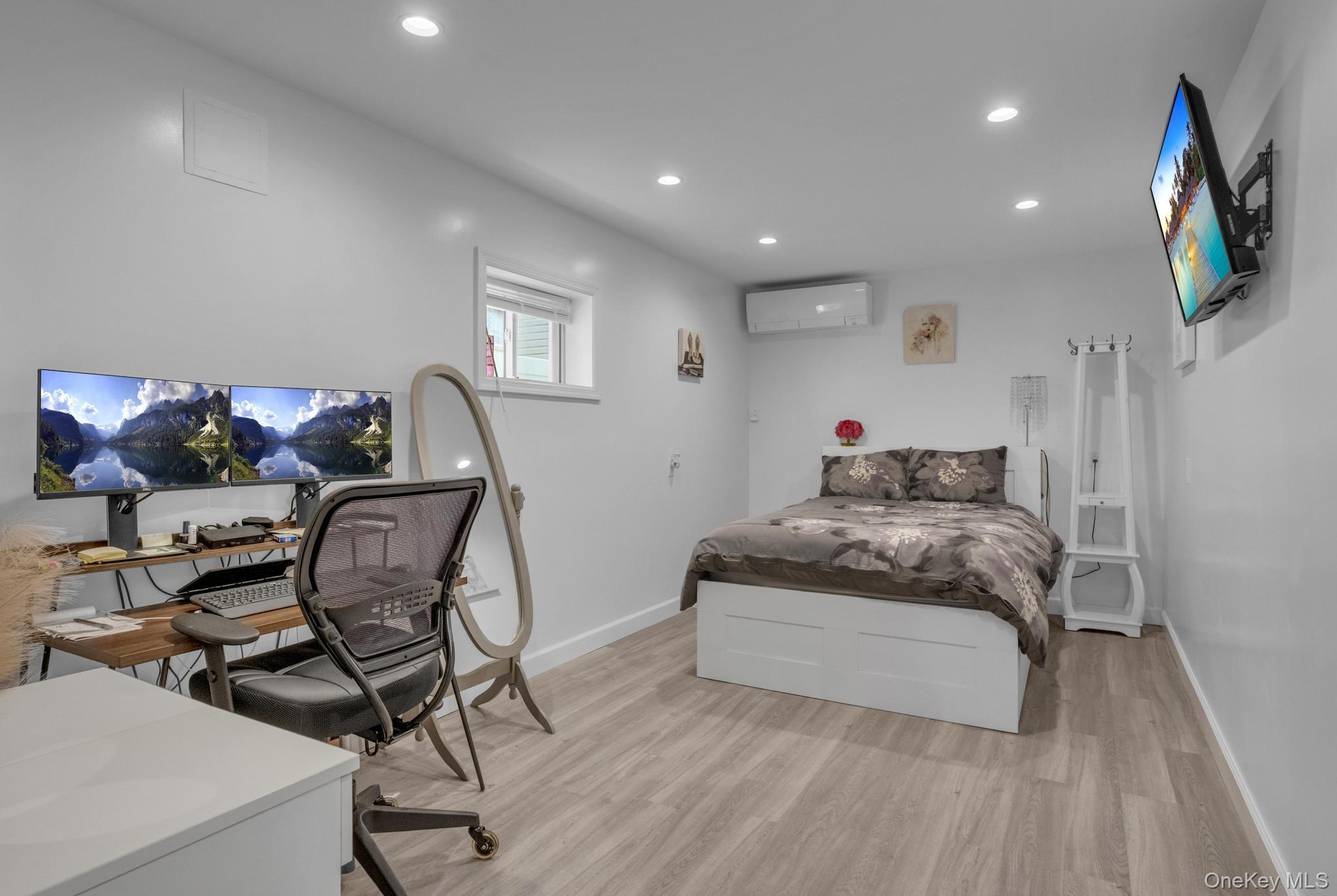 77 New Hampshire Street, Long Beach, NY 11561