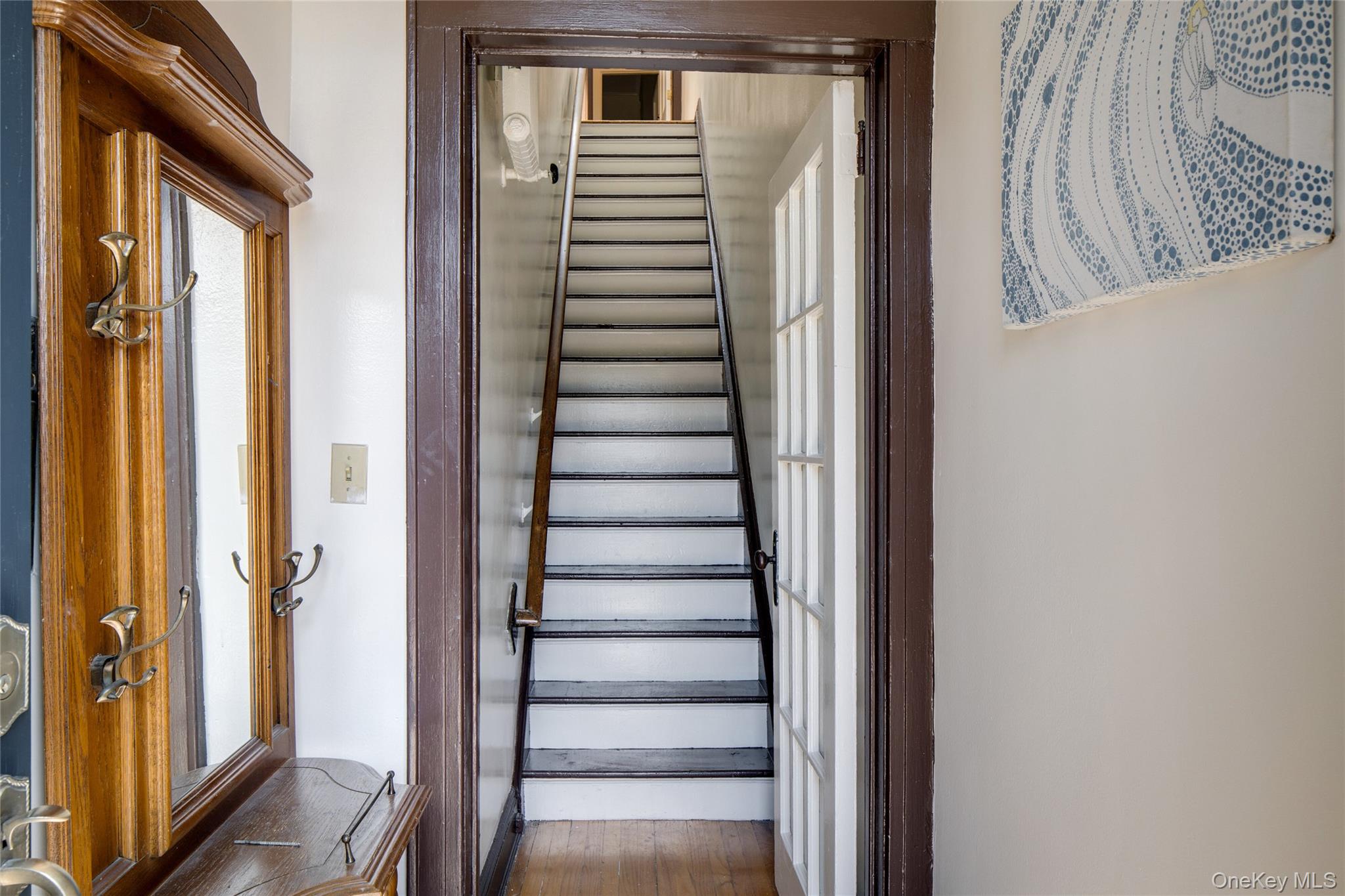 484 Plandome Road # Rear Apt, Manhasset, NY 11030