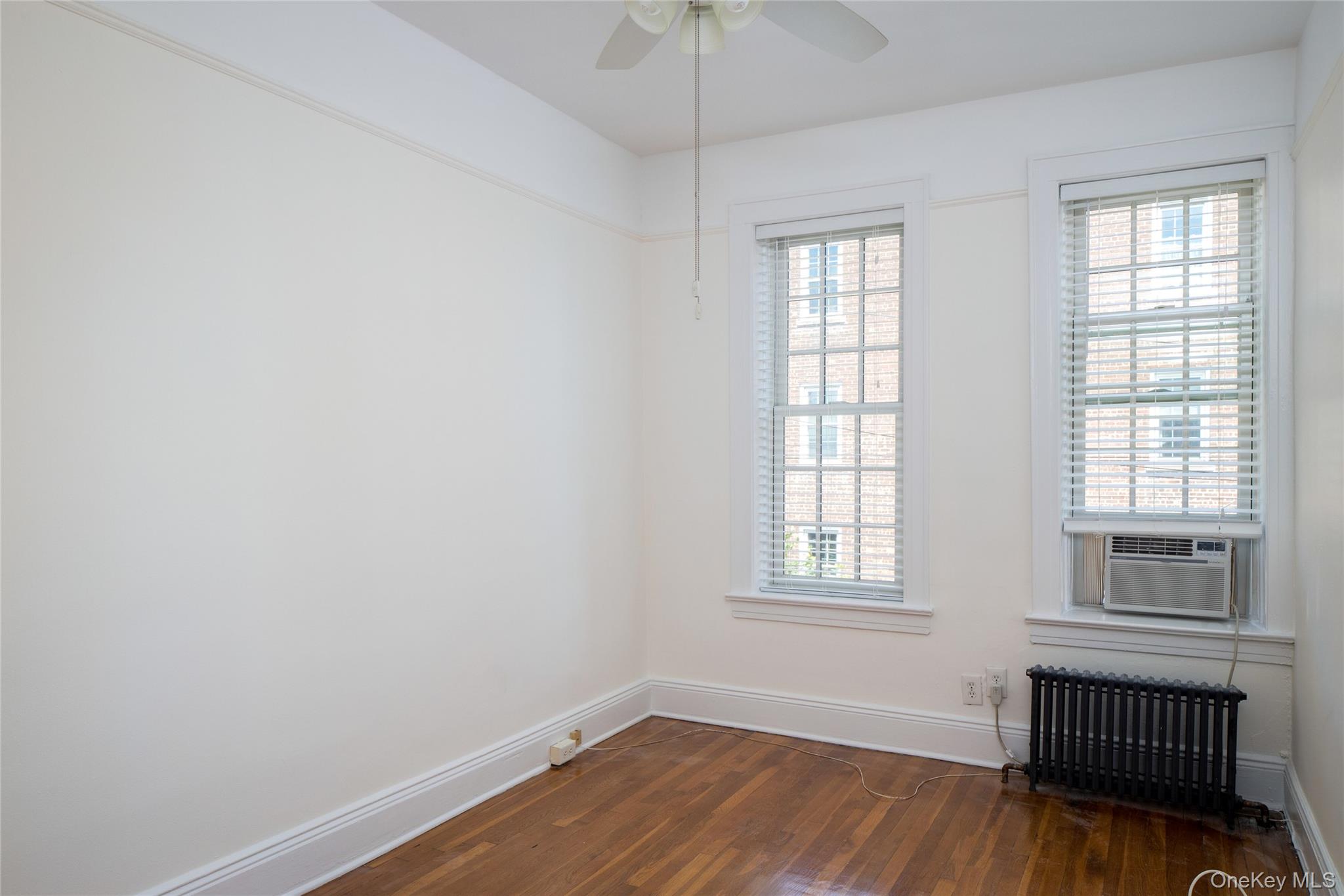 484 Plandome Road # Rear Apt, Manhasset, NY 11030