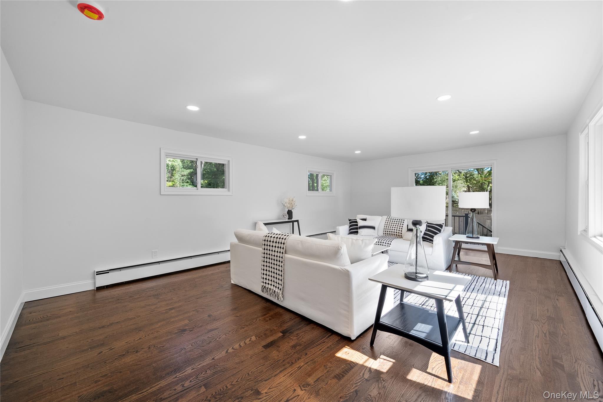 39 Paulanna Avenue, Bayport, NY 11705