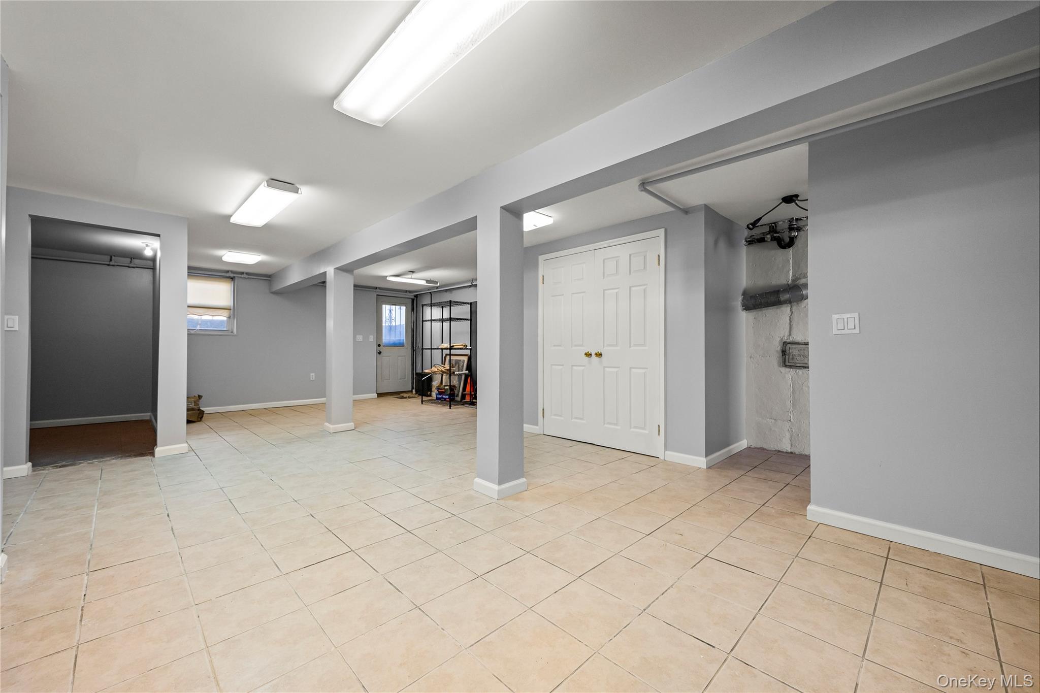 150-29 16th Road, Whitestone, NY 11357