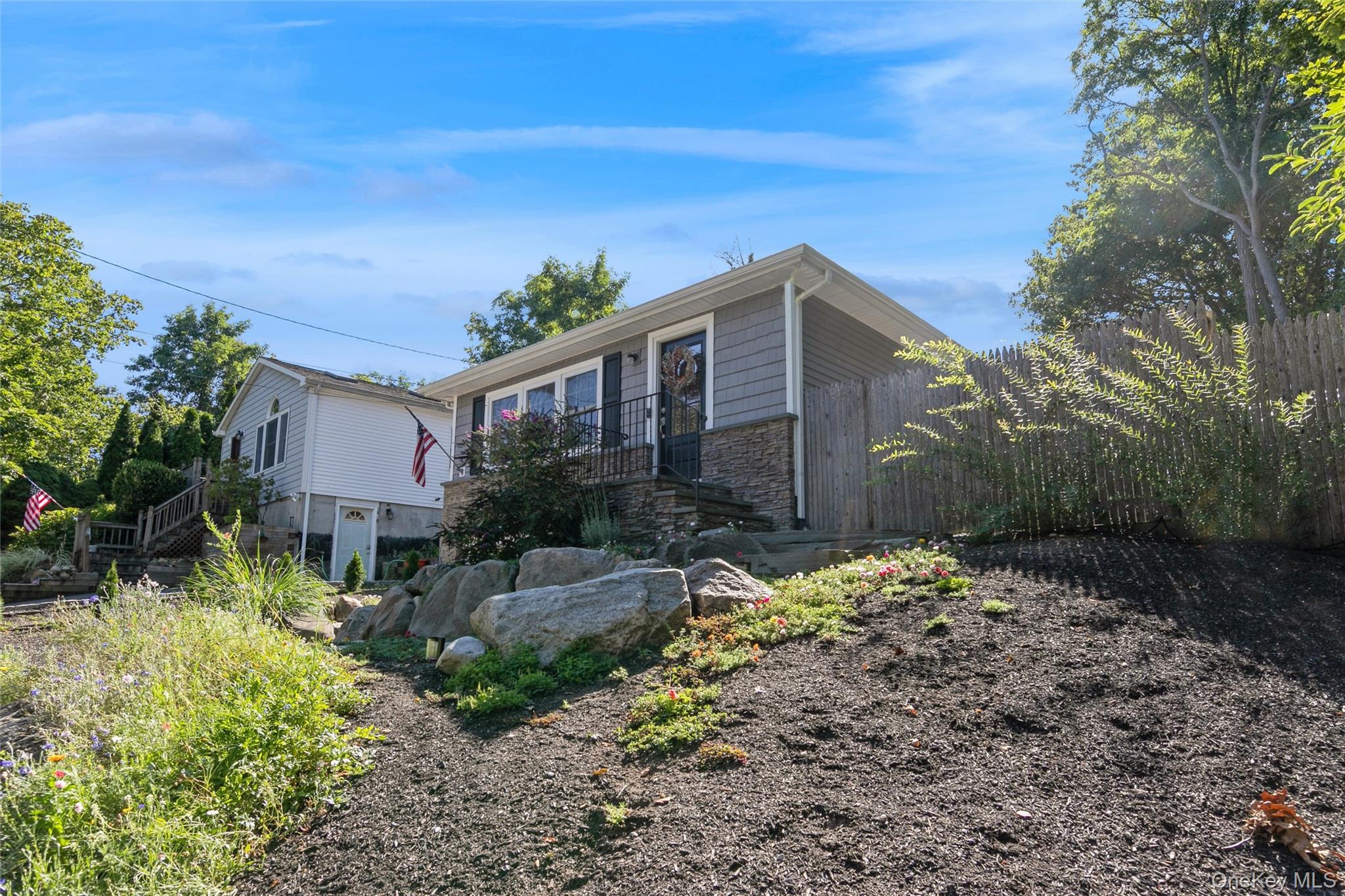 68 Forest Road, Kings Park, NY 11754