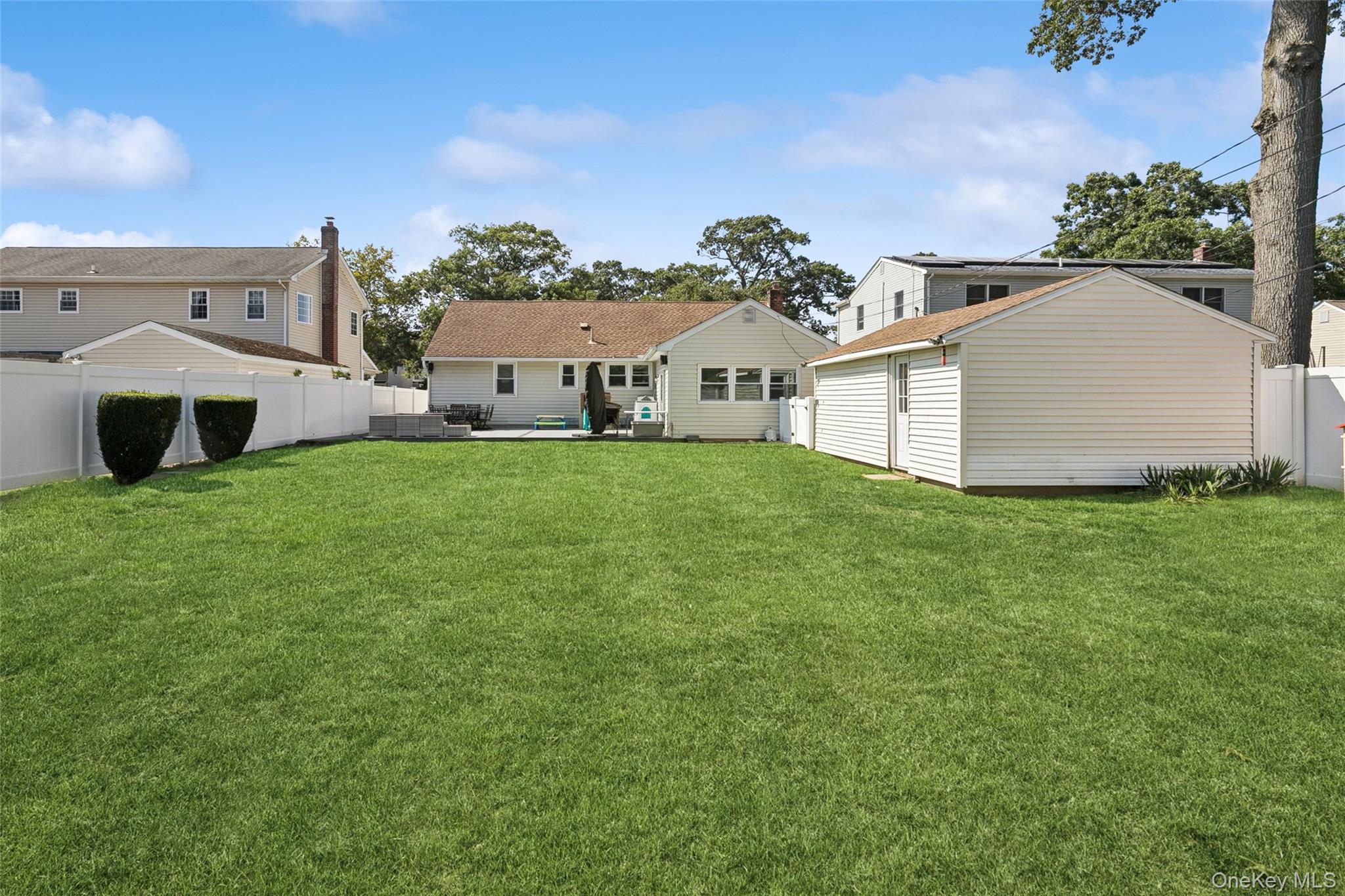 875 Woodside Drive, Wantagh, NY 11793