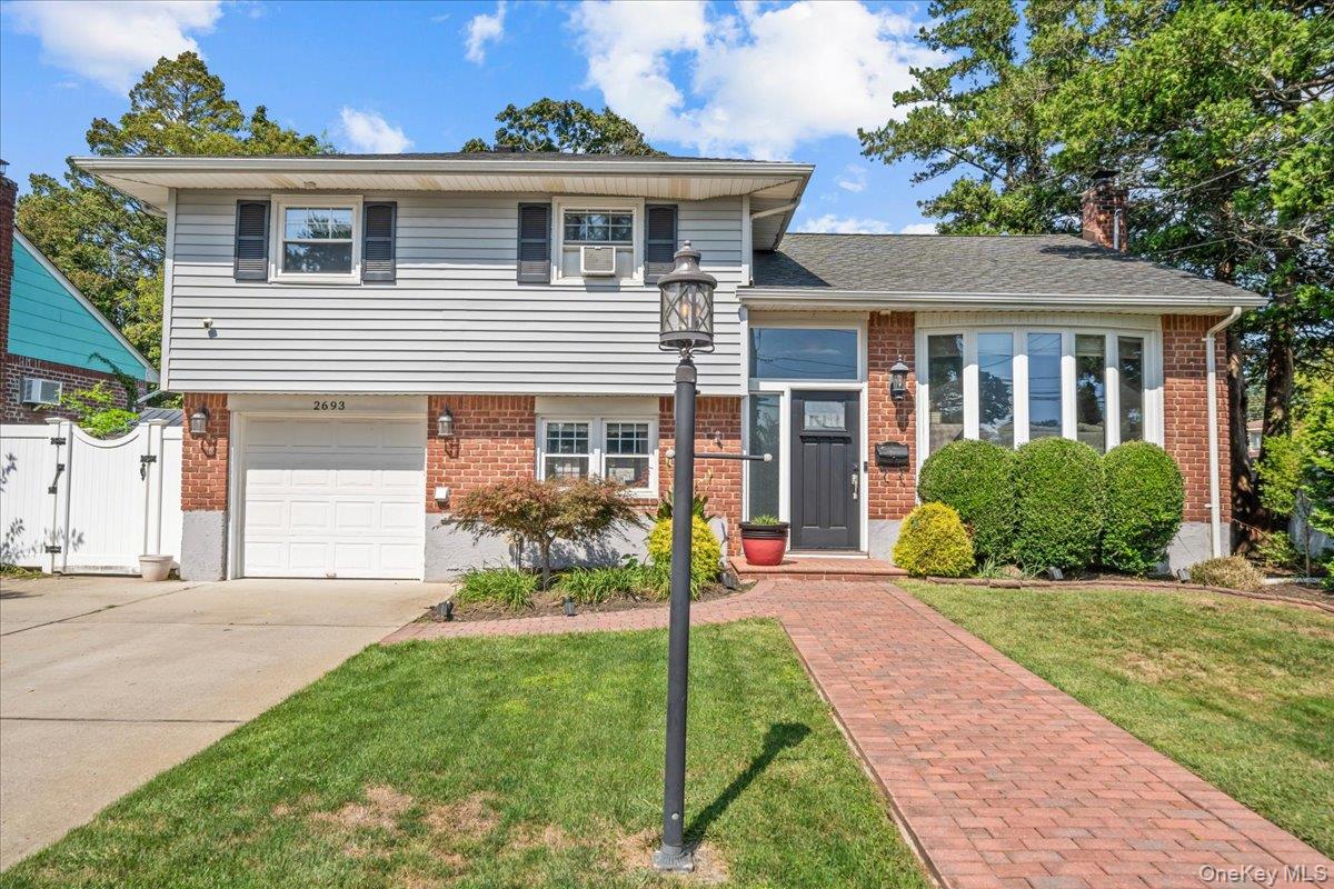 2693 Martin Avenue, Bellmore, NY 11710