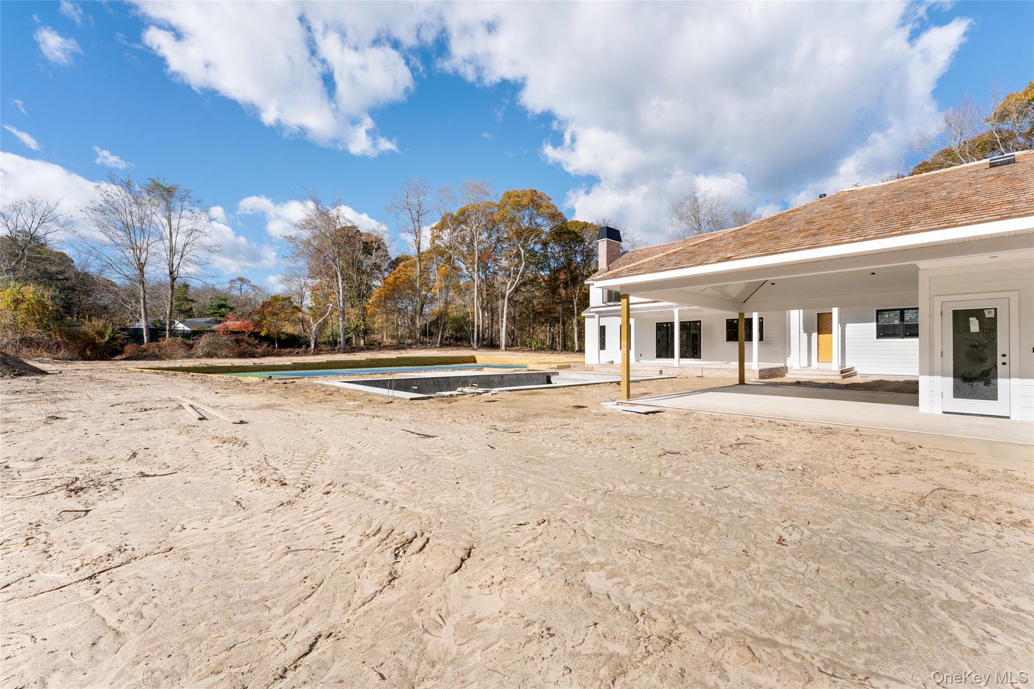 48 Whites Lane, Southampton, NY 11968