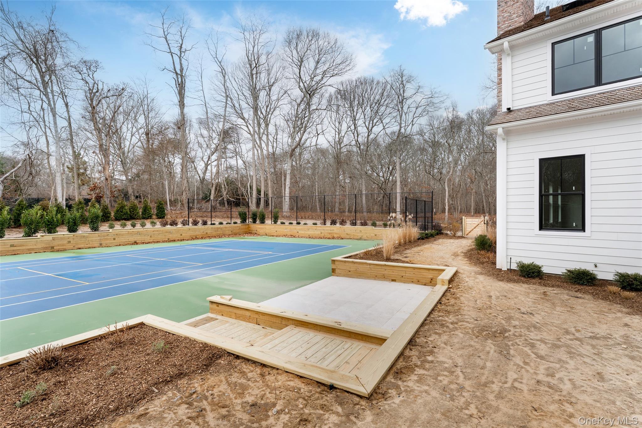 48 Whites Lane, Southampton, NY 11968