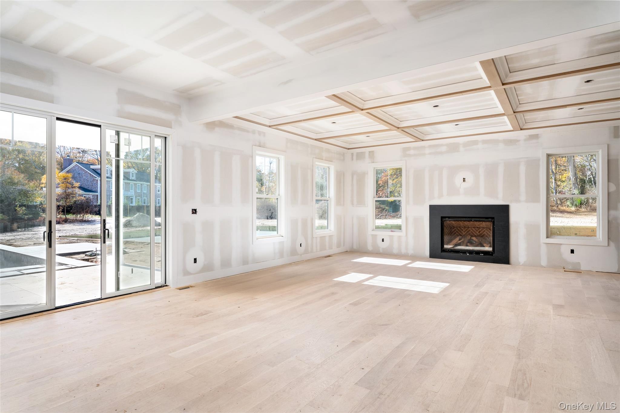 48 Whites Lane, Southampton, NY 11968