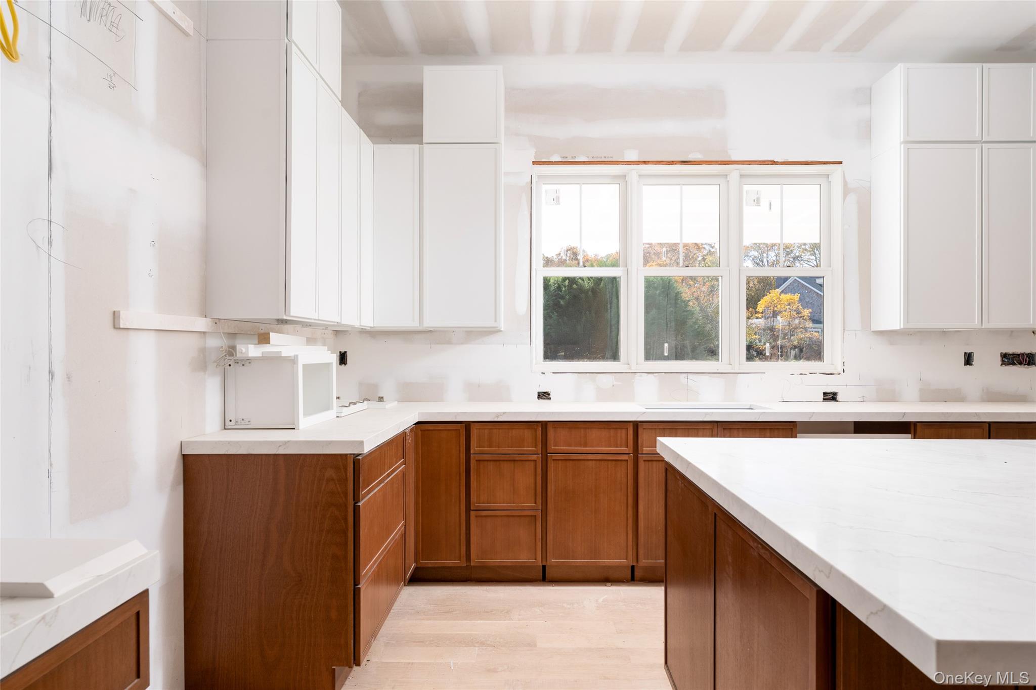 48 Whites Lane, Southampton, NY 11968