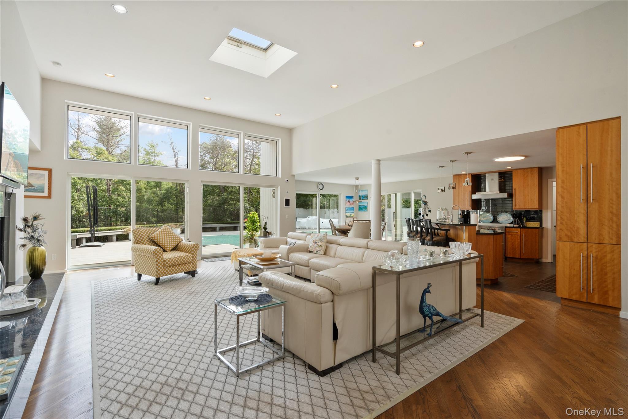 9 Peacock Path, East Quogue, NY 11942