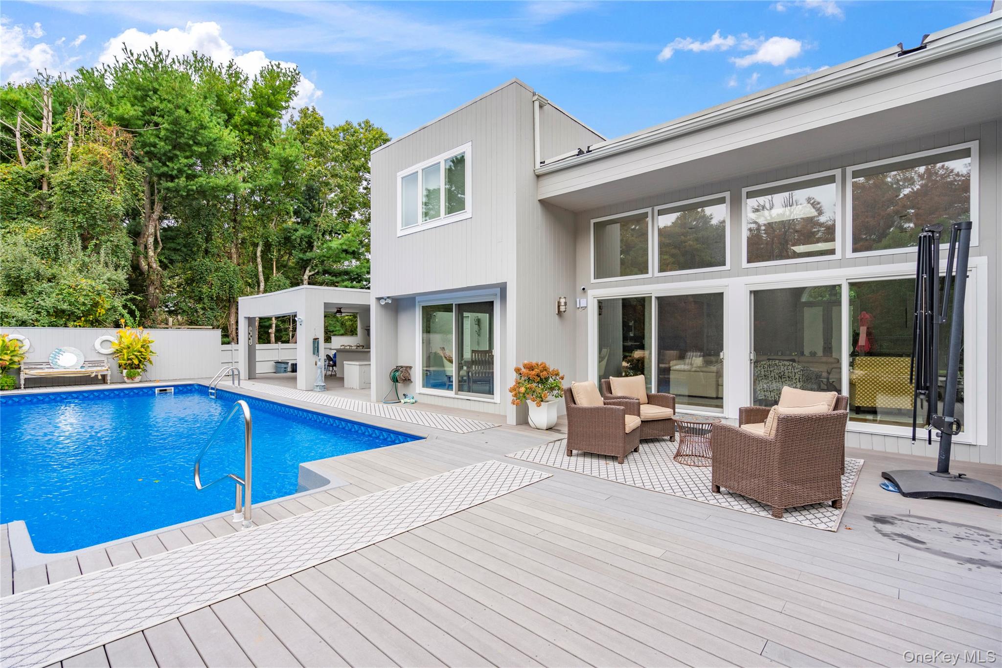 9 Peacock Path, East Quogue, NY 11942