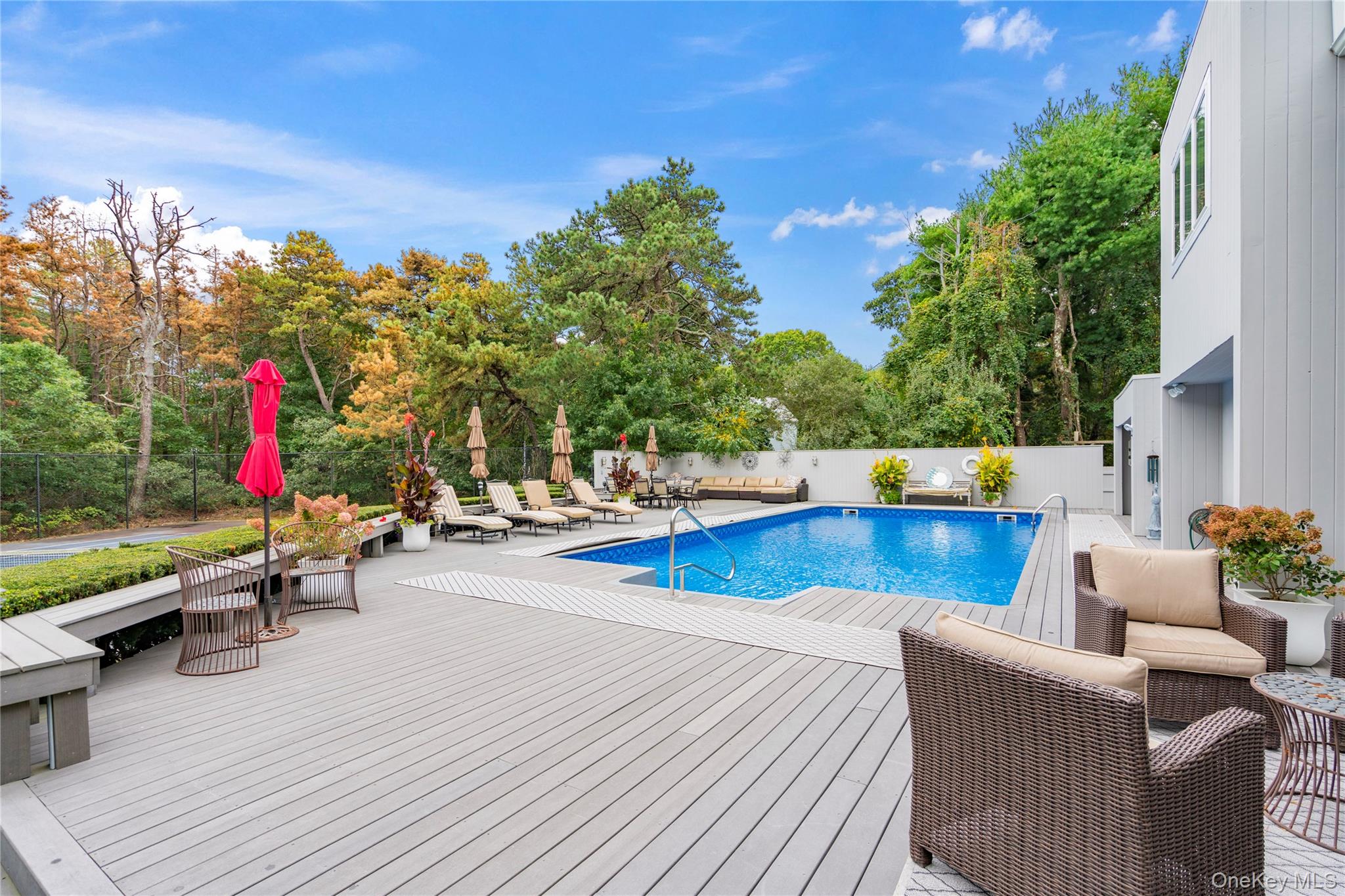 9 Peacock Path, East Quogue, NY 11942