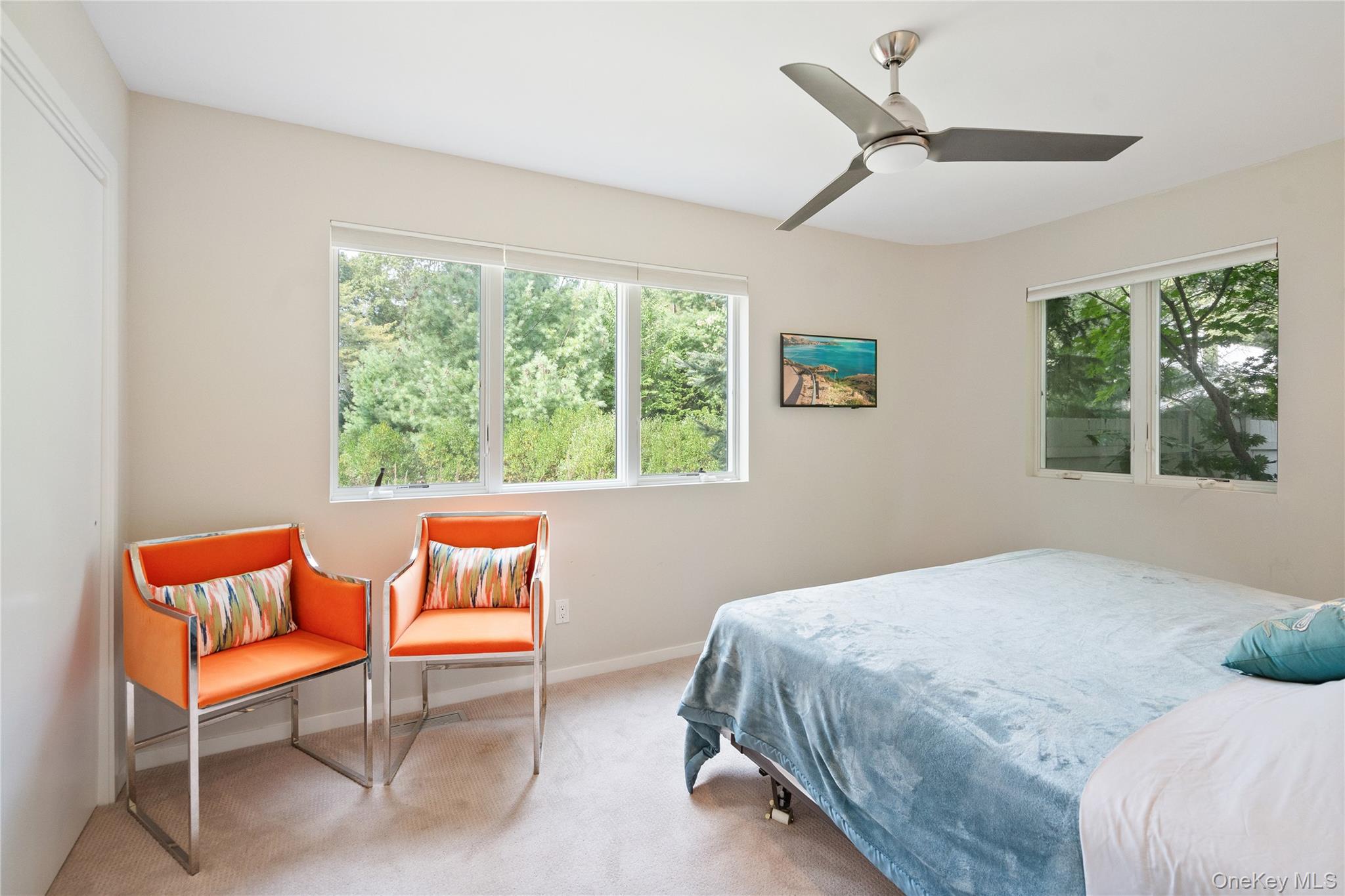 9 Peacock Path, East Quogue, NY 11942