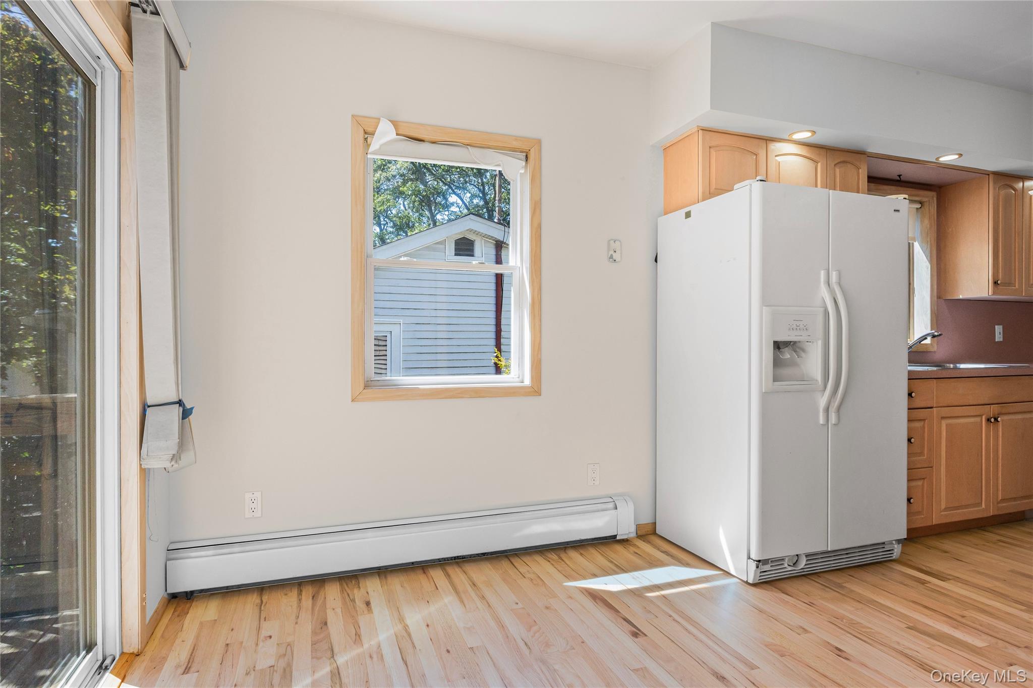 84 Broadway, Ronkonkoma, NY 11779