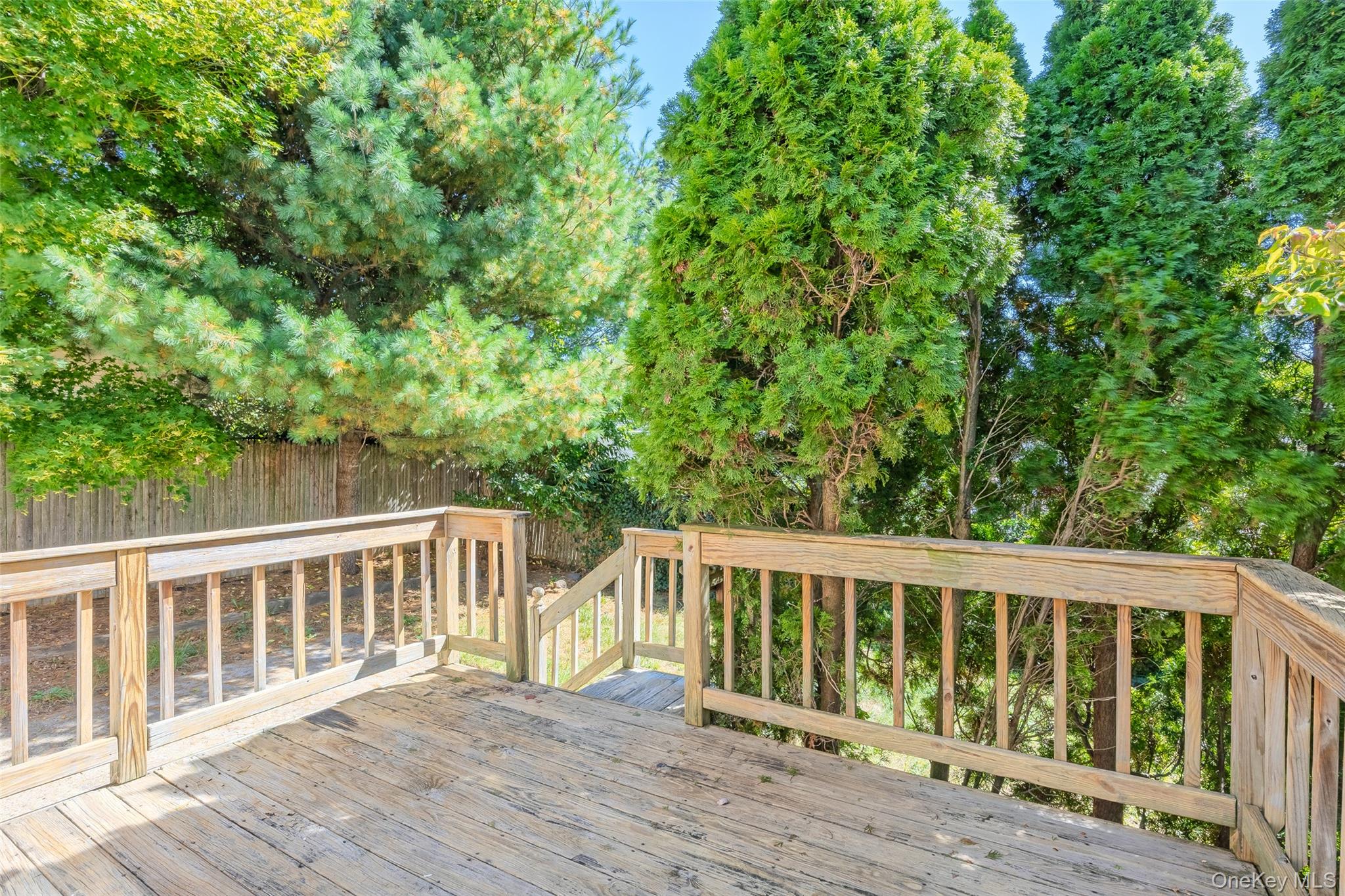 84 Broadway, Ronkonkoma, NY 11779