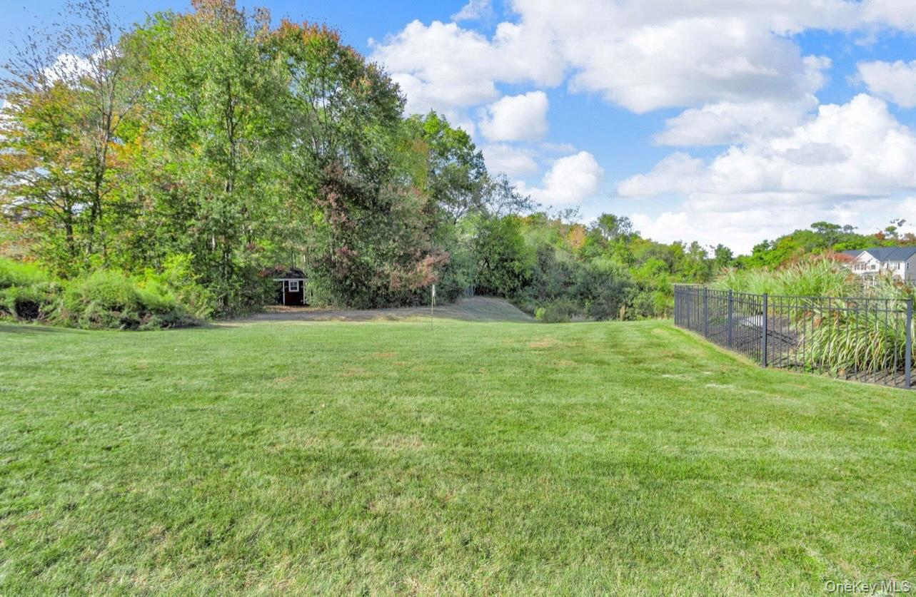 59 Luthien Forest Road, Rock Tavern, NY 12553