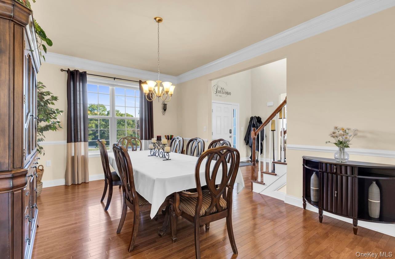 59 Luthien Forest Road, Rock Tavern, NY 12553