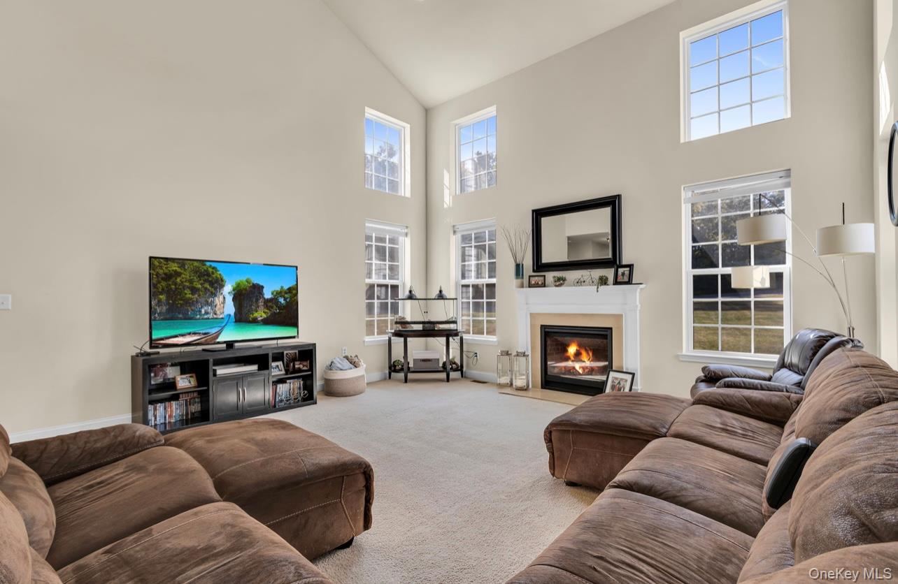 59 Luthien Forest Road, Rock Tavern, NY 12553