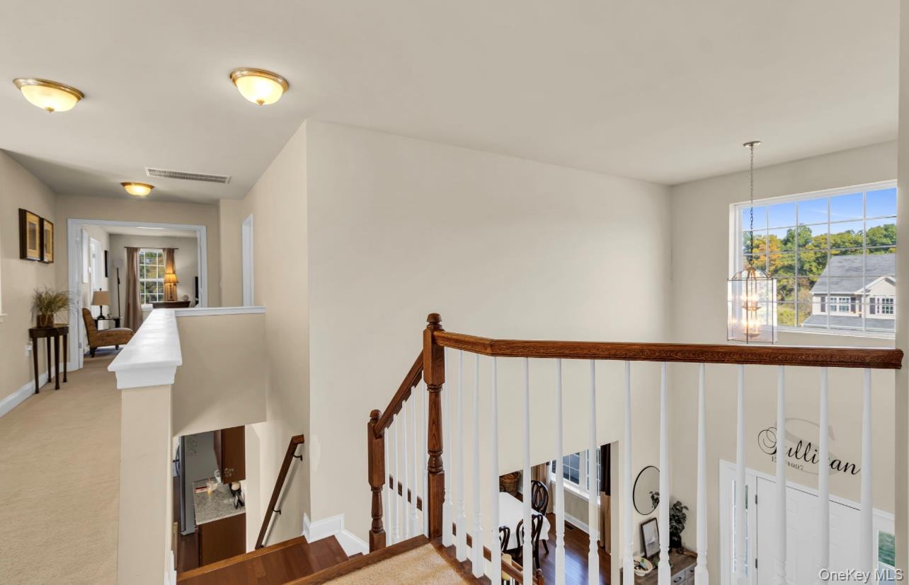 59 Luthien Forest Road, Rock Tavern, NY 12553