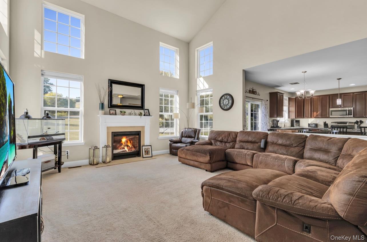 59 Luthien Forest Road, Rock Tavern, NY 12553