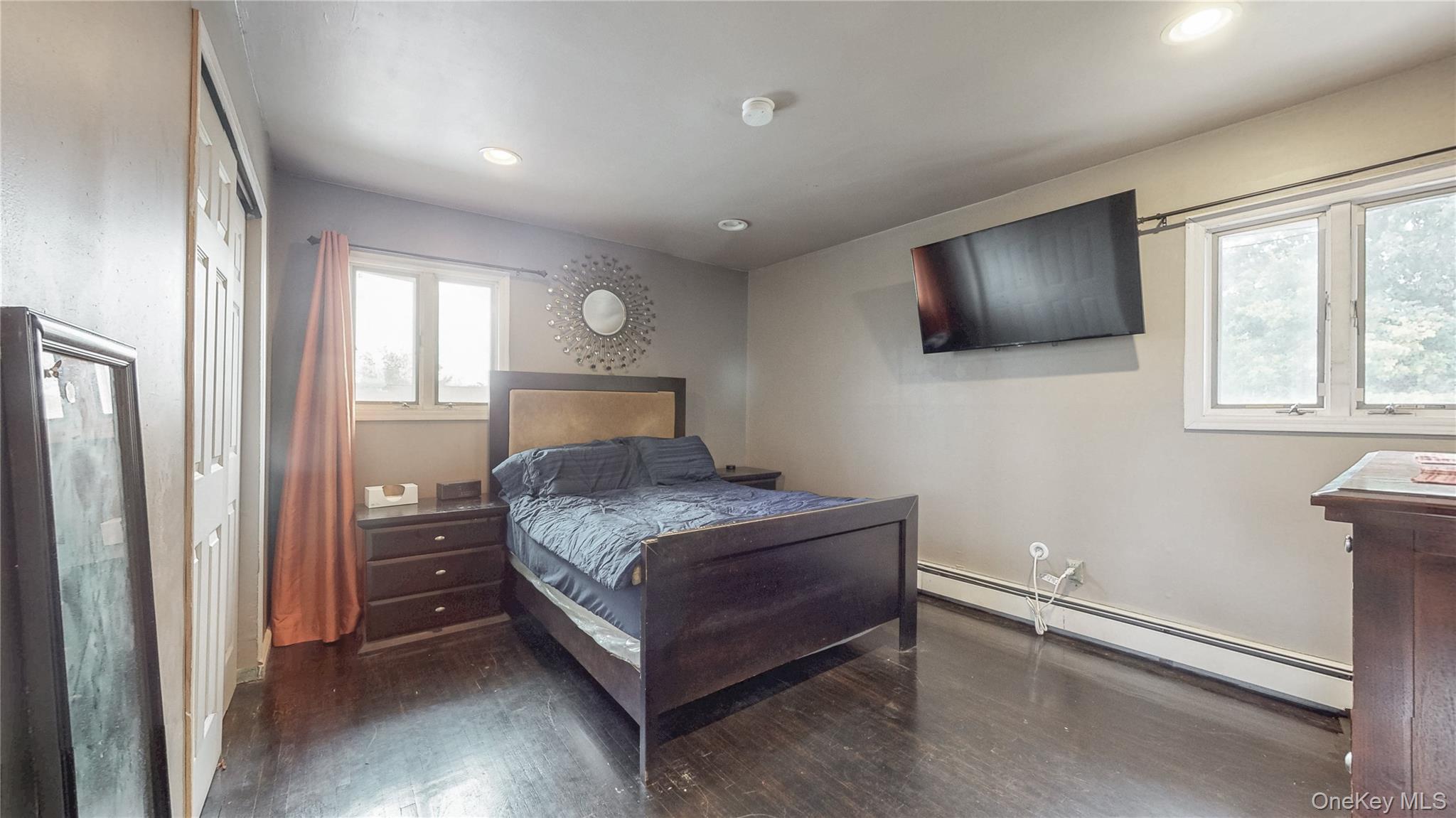 62 Summit Street, Hicksville, NY 11801