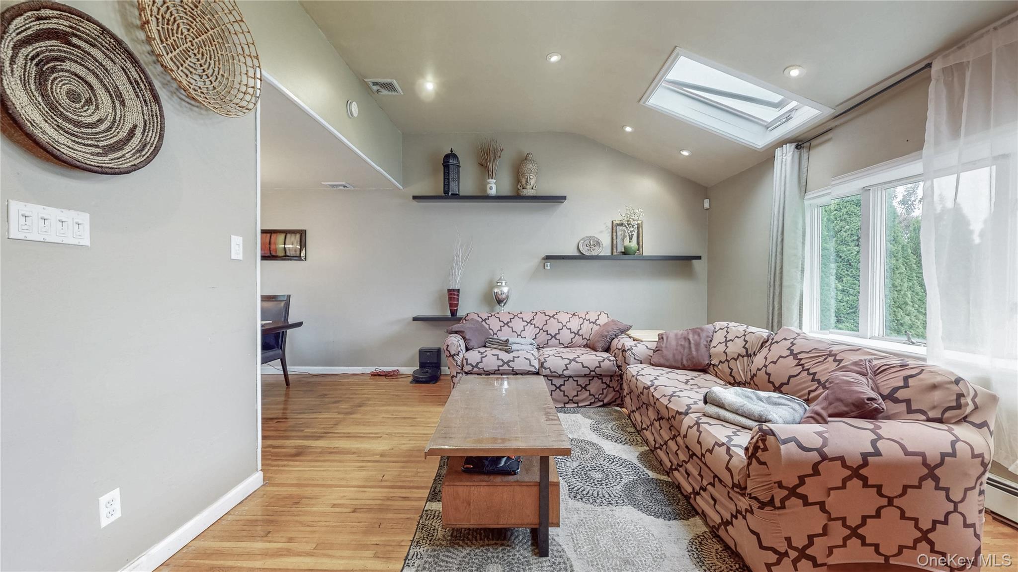 62 Summit Street, Hicksville, NY 11801