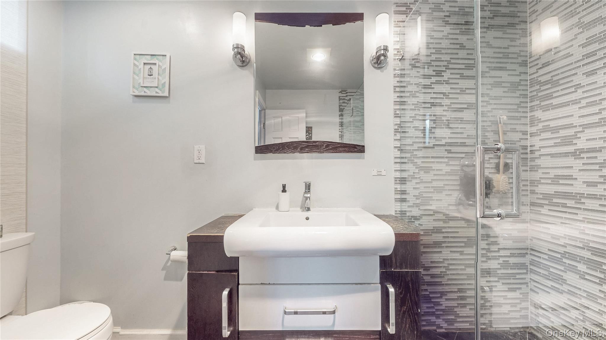 62 Summit Street, Hicksville, NY 11801