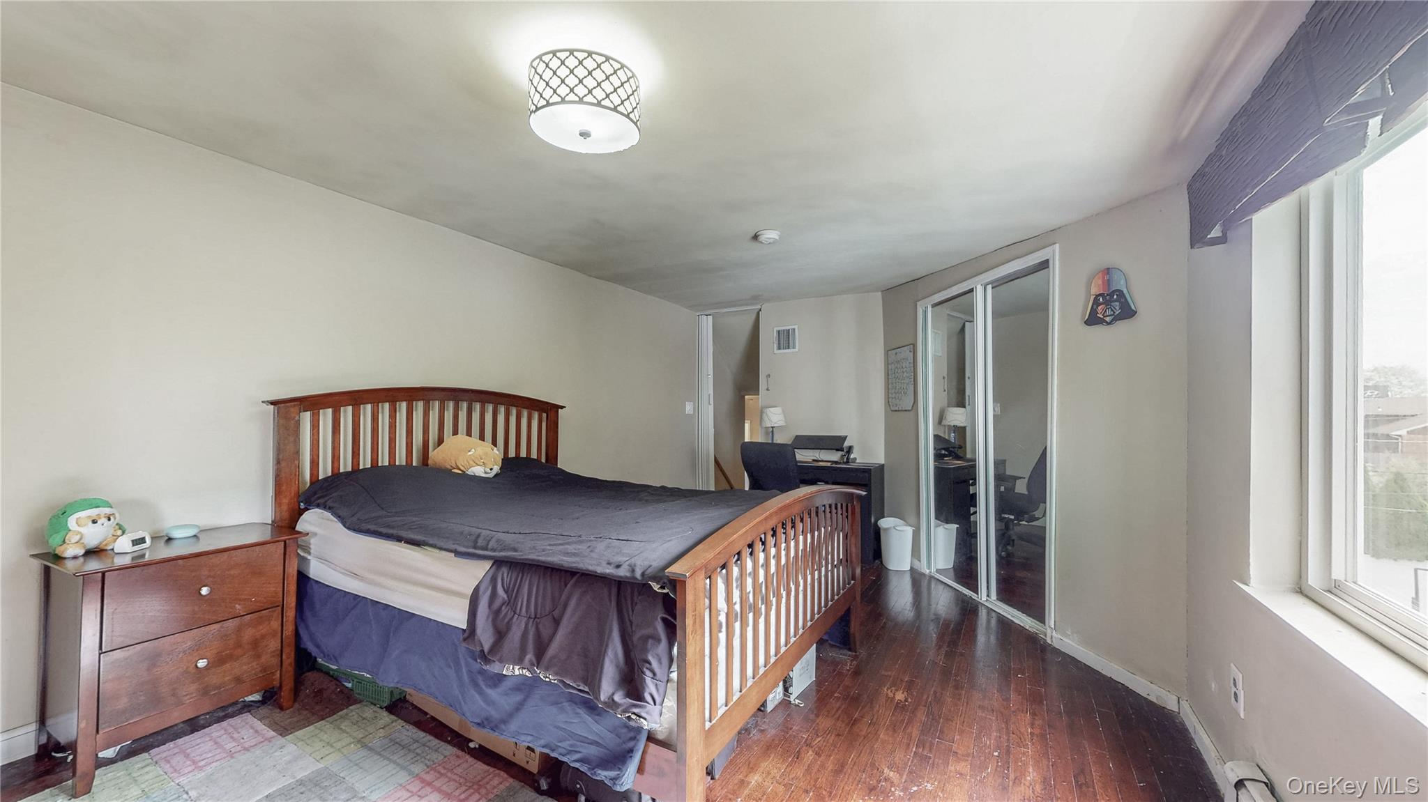 62 Summit Street, Hicksville, NY 11801