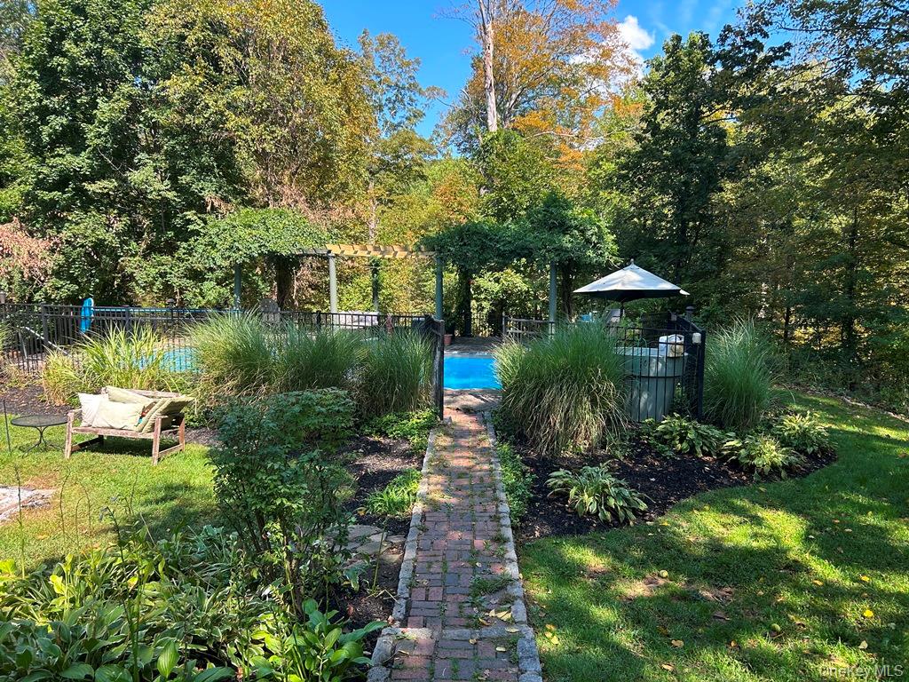 190 Route 292, Holmes, NY 12531