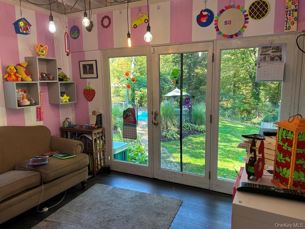 190 Route 292, Holmes, NY 12531