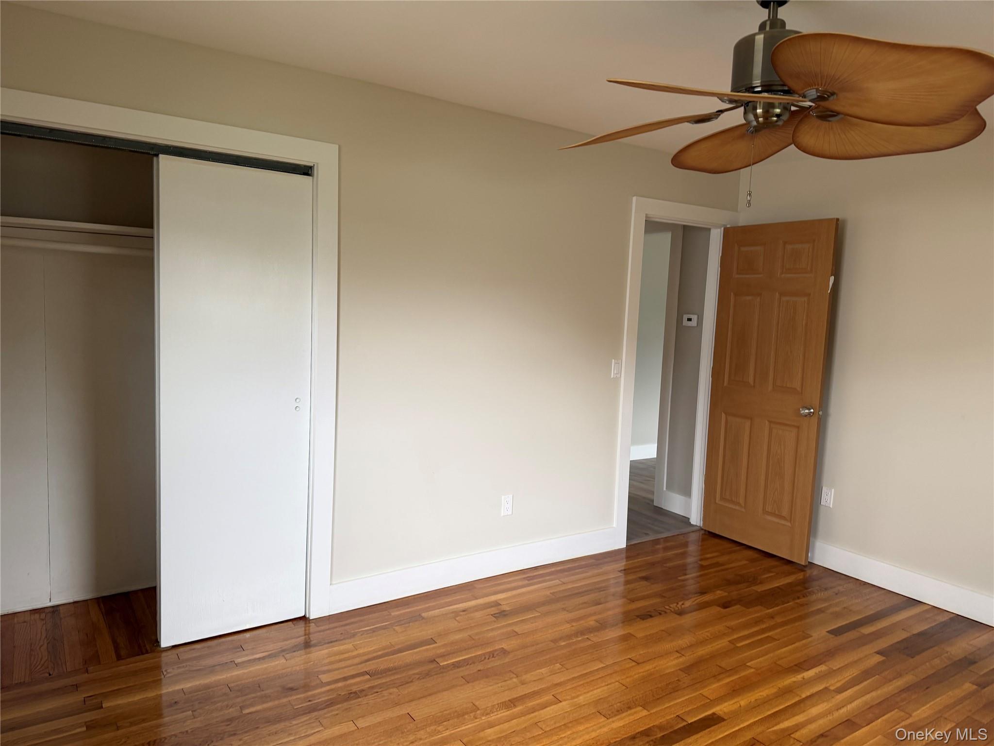 27 Taca Boulevard, Deer Park, NY 11729