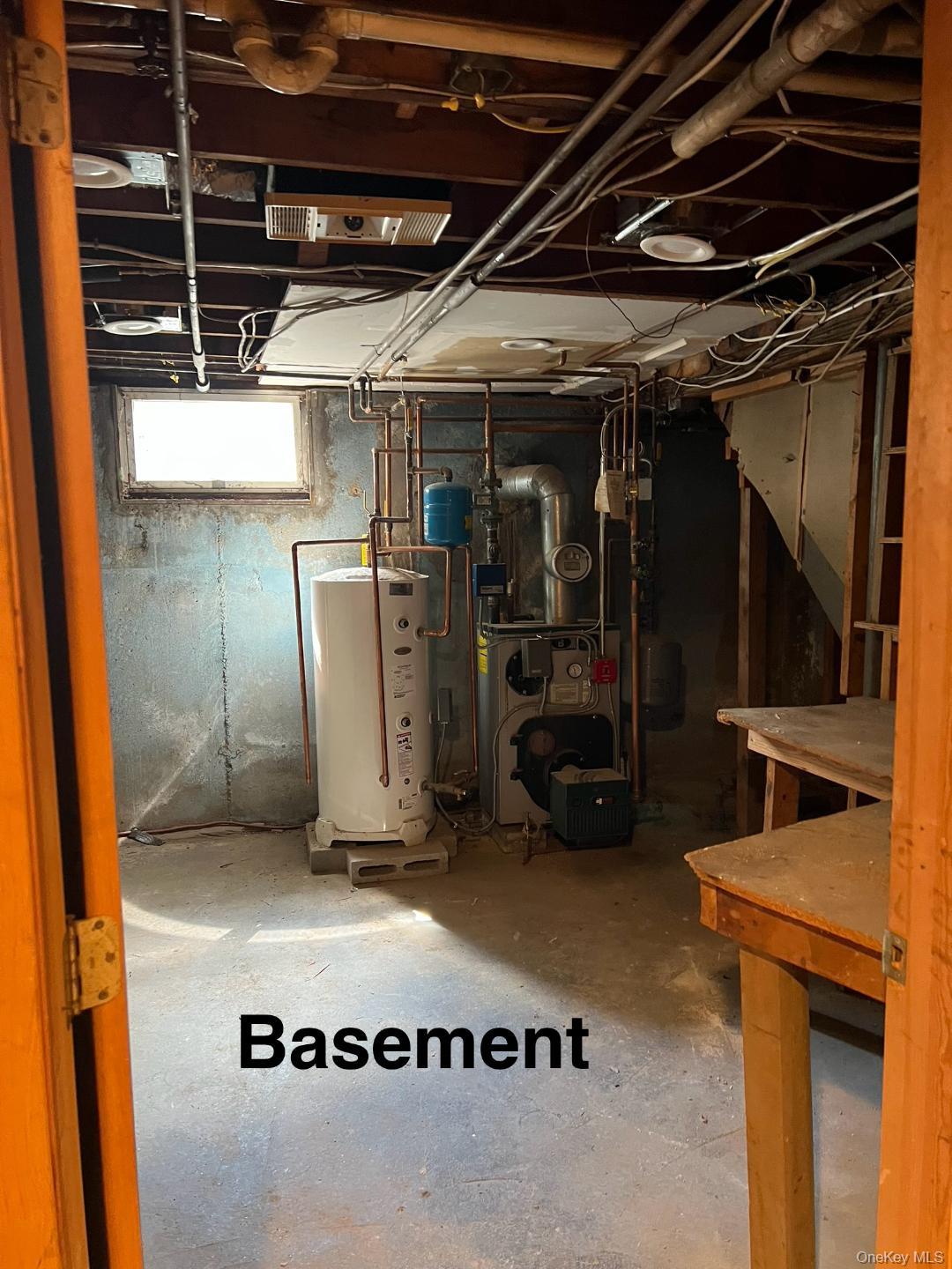 27 Taca Boulevard, Deer Park, NY 11729