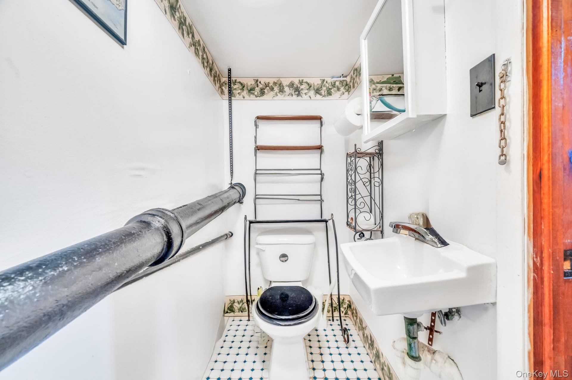 11984 178th Place, Jamaica, NY 11434