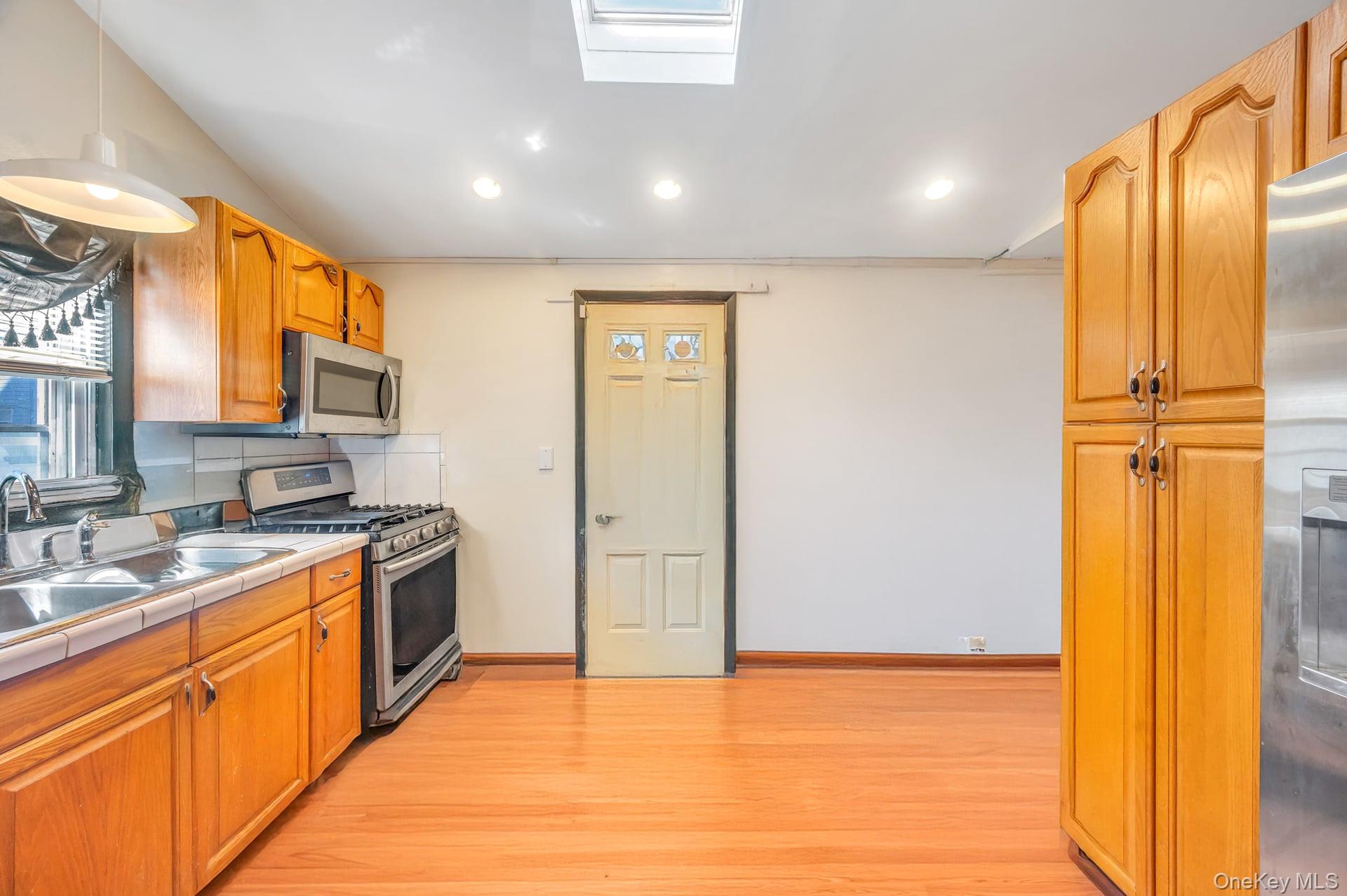 11984 178th Place, Jamaica, NY 11434