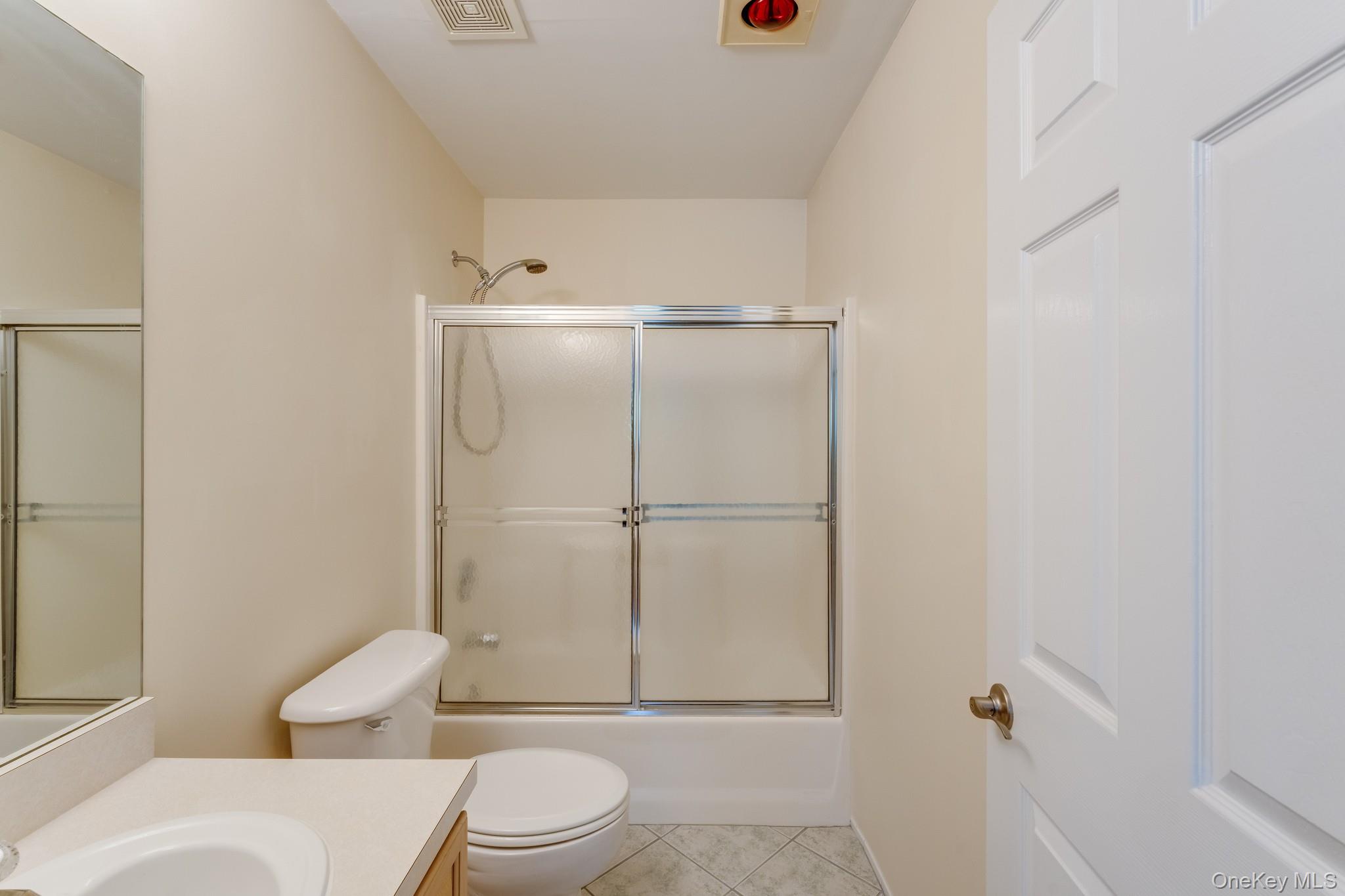 71 Biltmore Circle # 71, Huntington Station, NY 11746