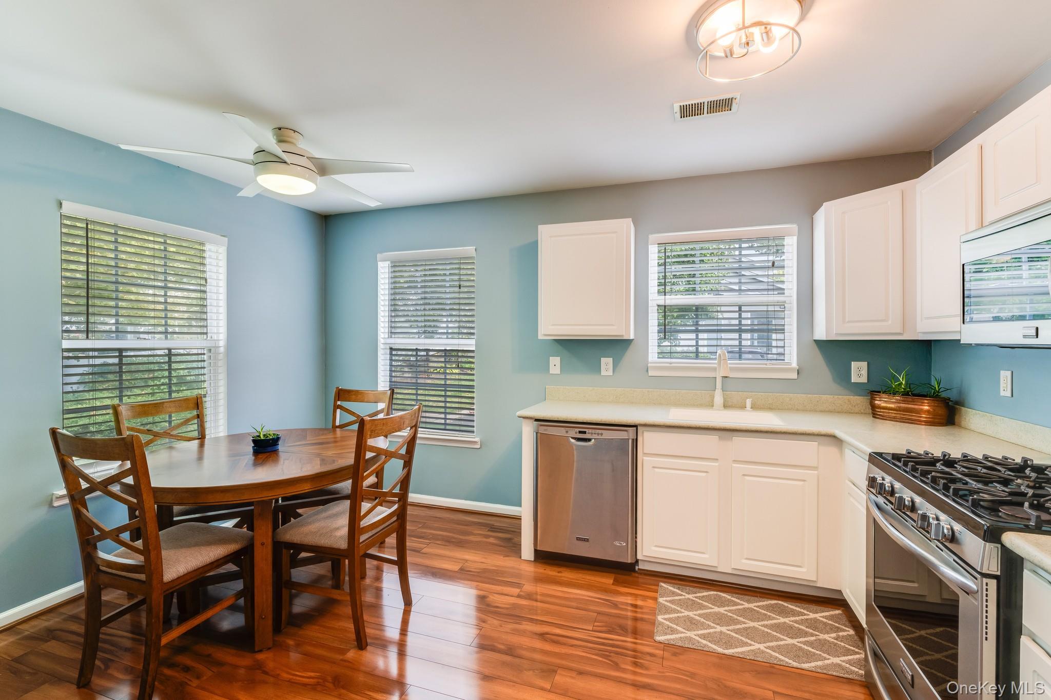 71 Biltmore Circle # 71, Huntington Station, NY 11746