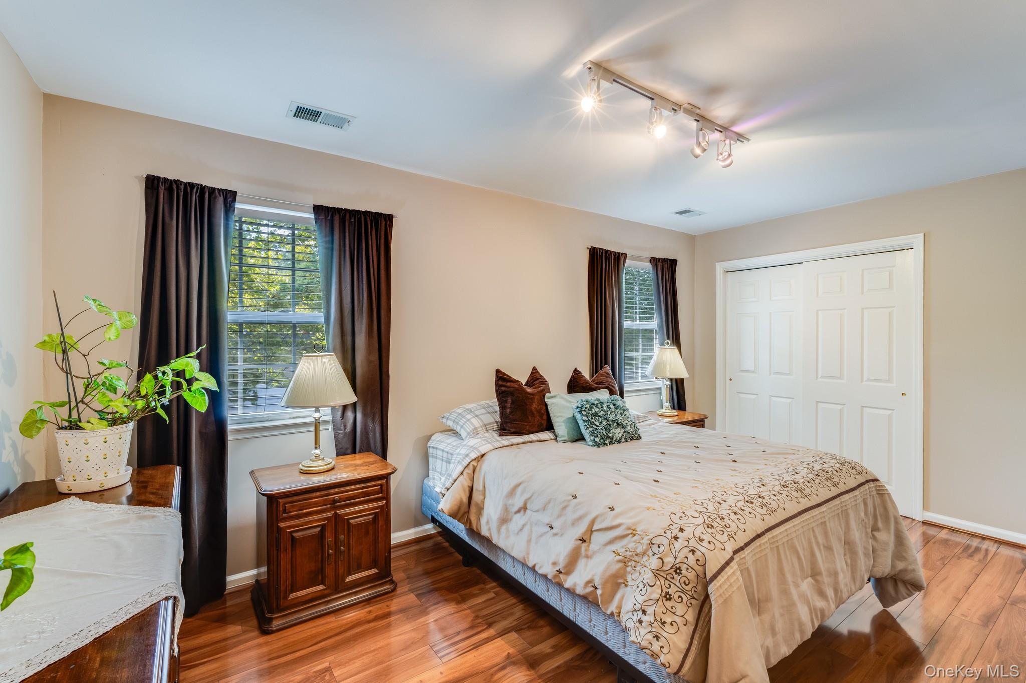 71 Biltmore Circle # 71, Huntington Station, NY 11746