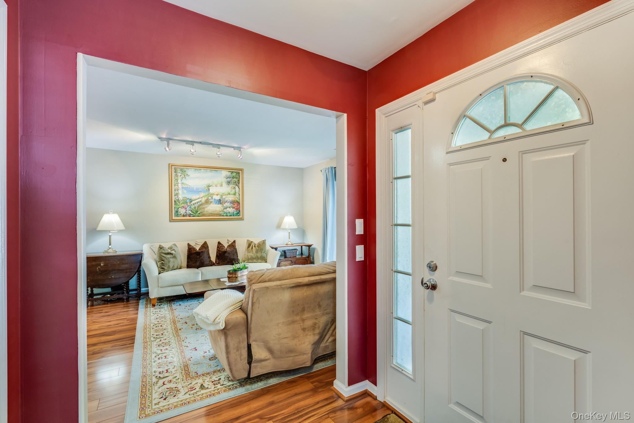 71 Biltmore Circle # 71, Huntington Station, NY 11746