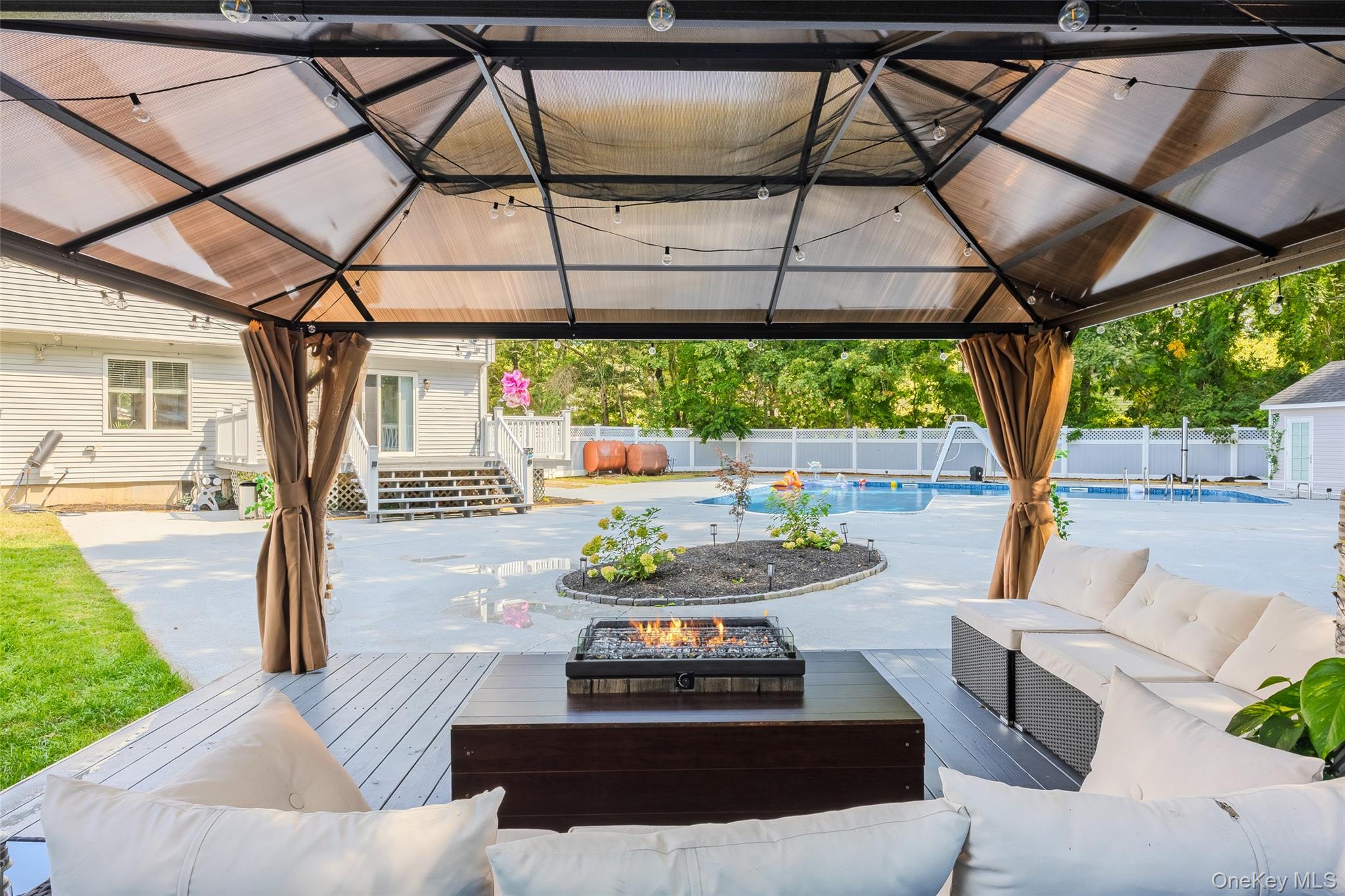 12 Deer Path, Shirley, NY 11967