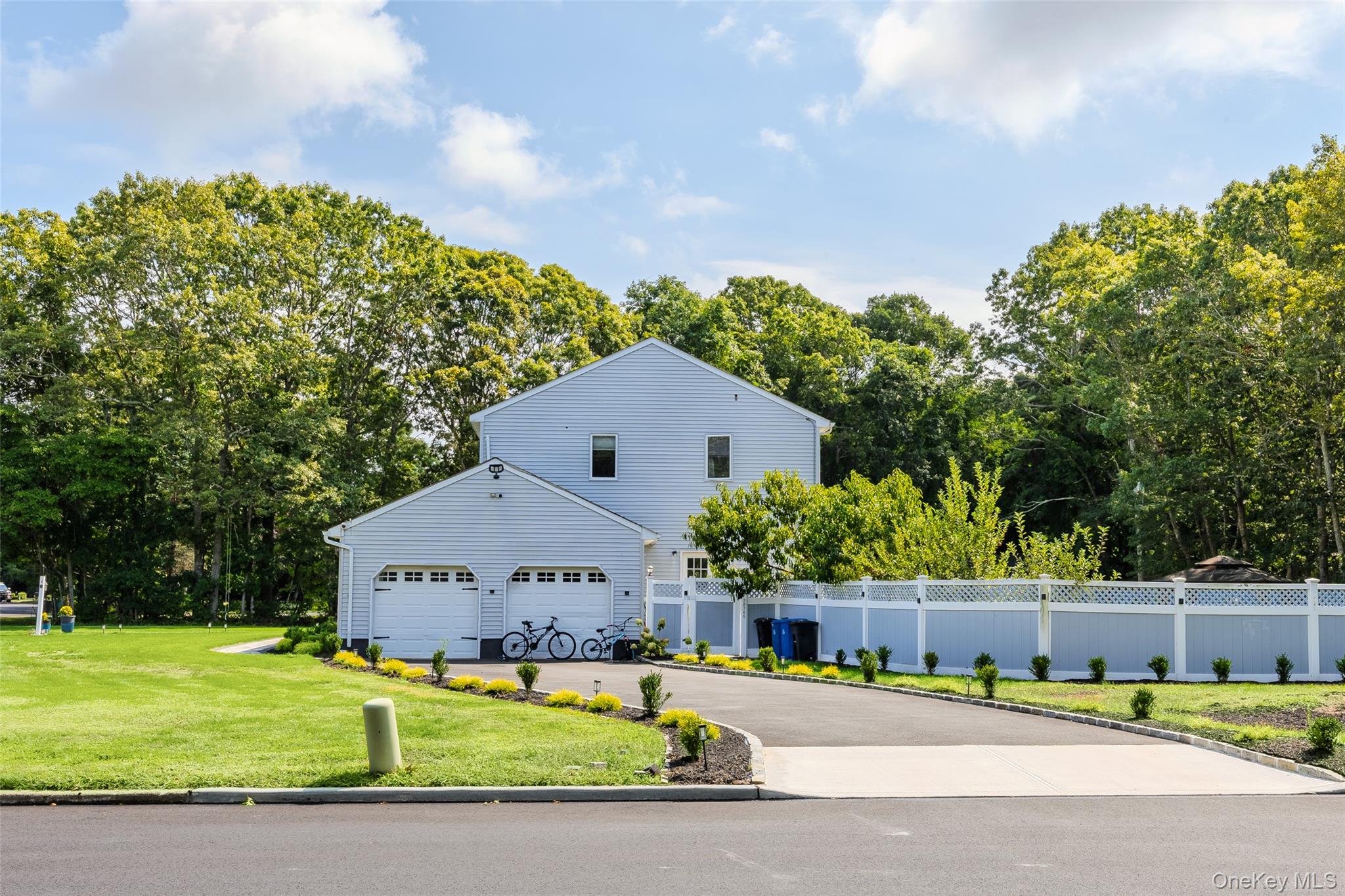 12 Deer Path, Shirley, NY 11967