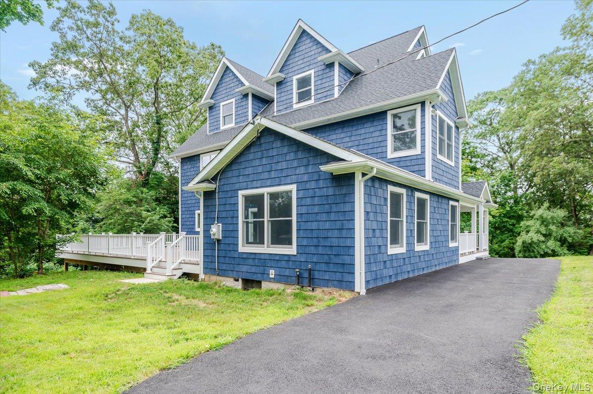 35 Summit Drive, Mahopac, NY 10541